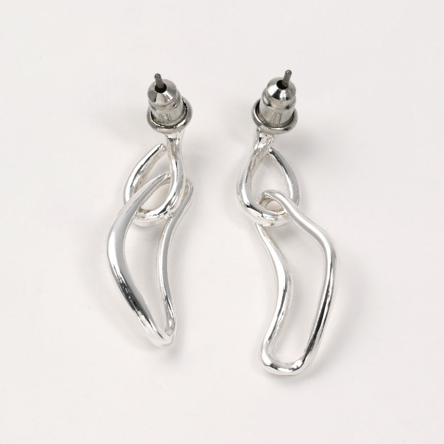 バナナモチーフピアス