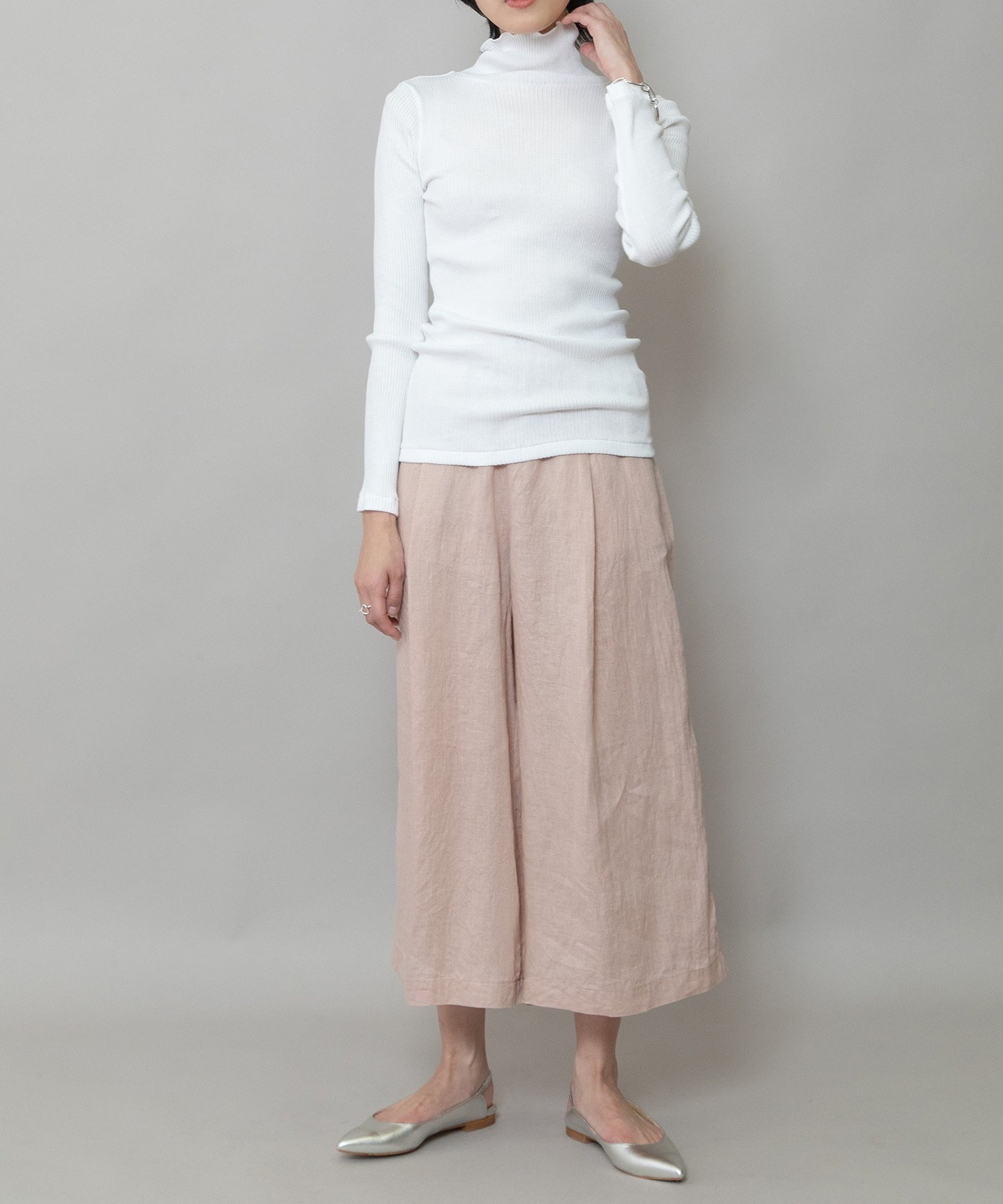 【定番】	コットンリブタートルネックプルオーバー