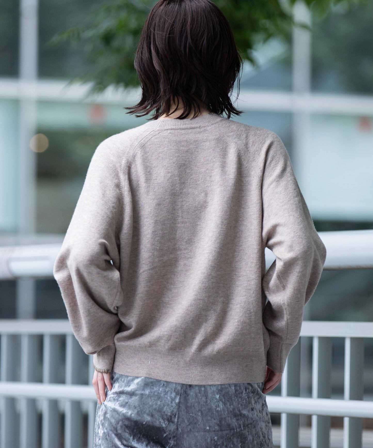 12GG天竺編みソフトニットロゴ刺繍プルオーバー