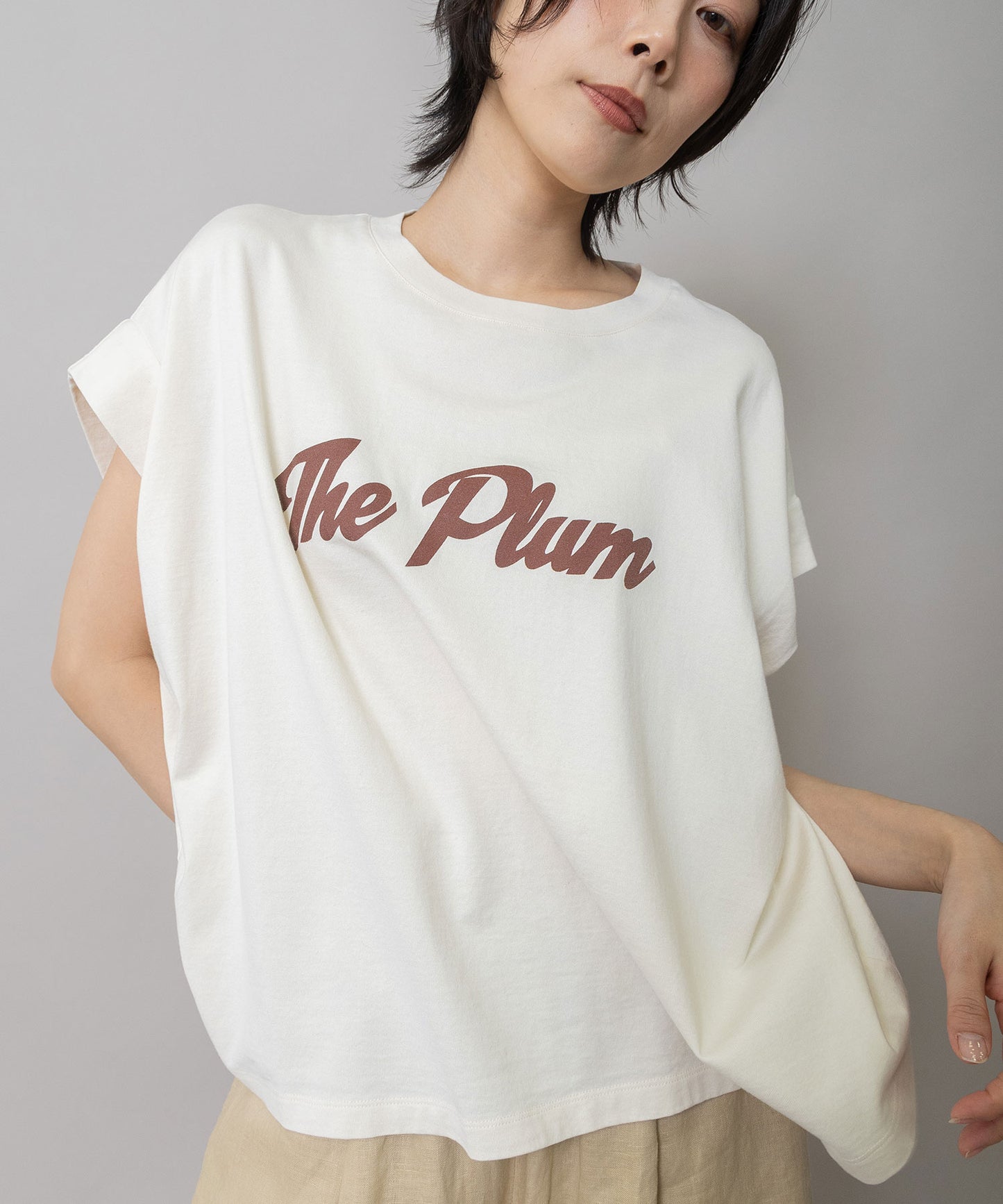 【 NEW COLOR 】"The Plum"ロゴプリントタックスリーブTシャツ