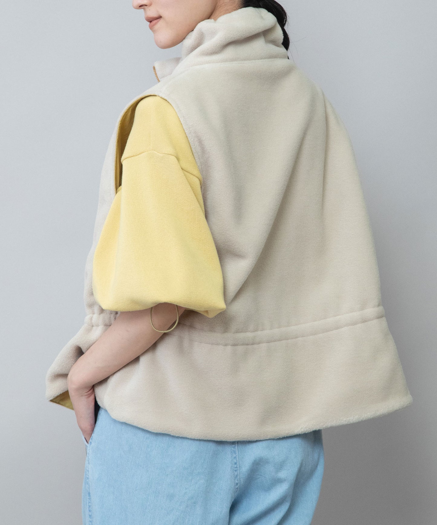ナイロンタフタ×フリースリバーシブルジレ