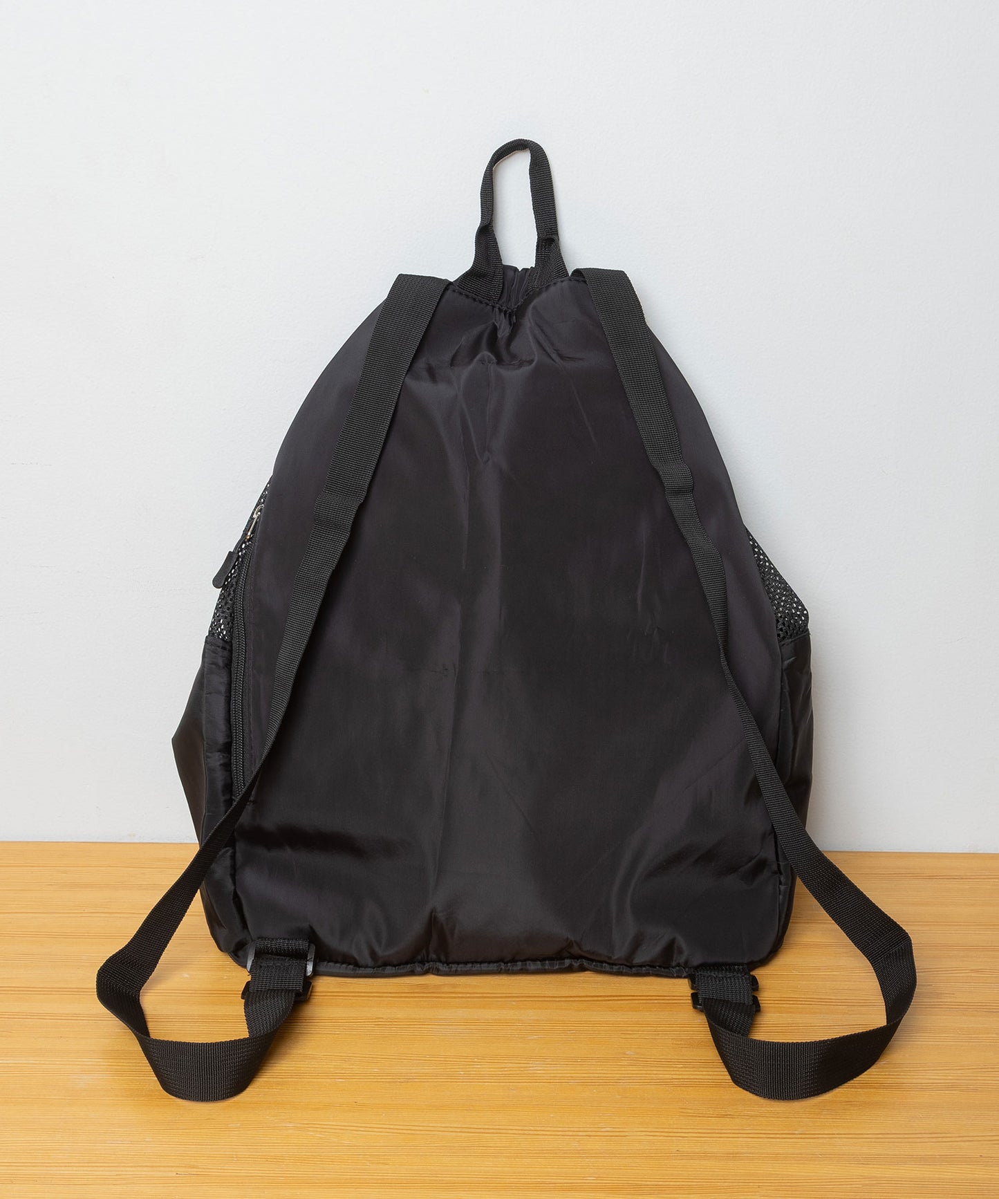 ポリエステルタフタ×メッシュナップザック