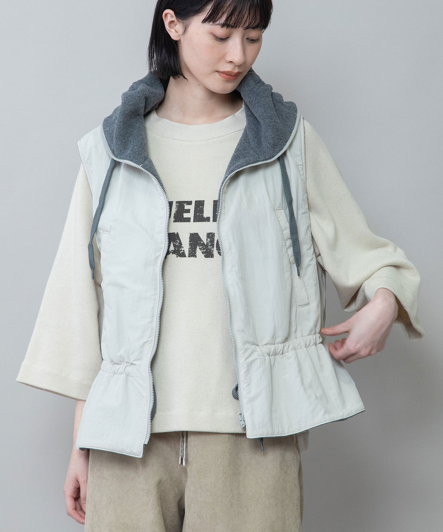 ナイロンタフタ×フリースリバーシブルジレ