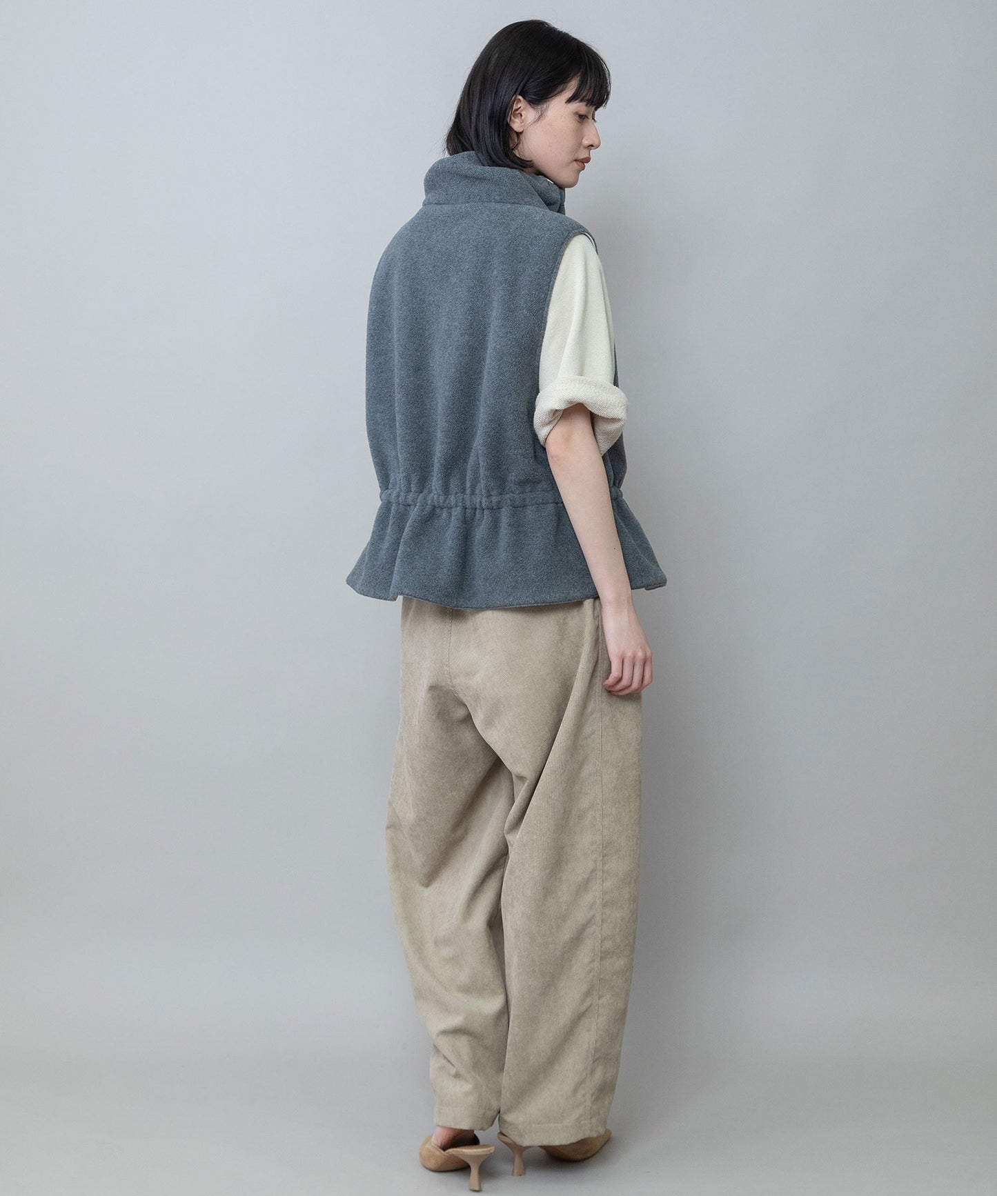 ナイロンタフタ×フリースリバーシブルジレ