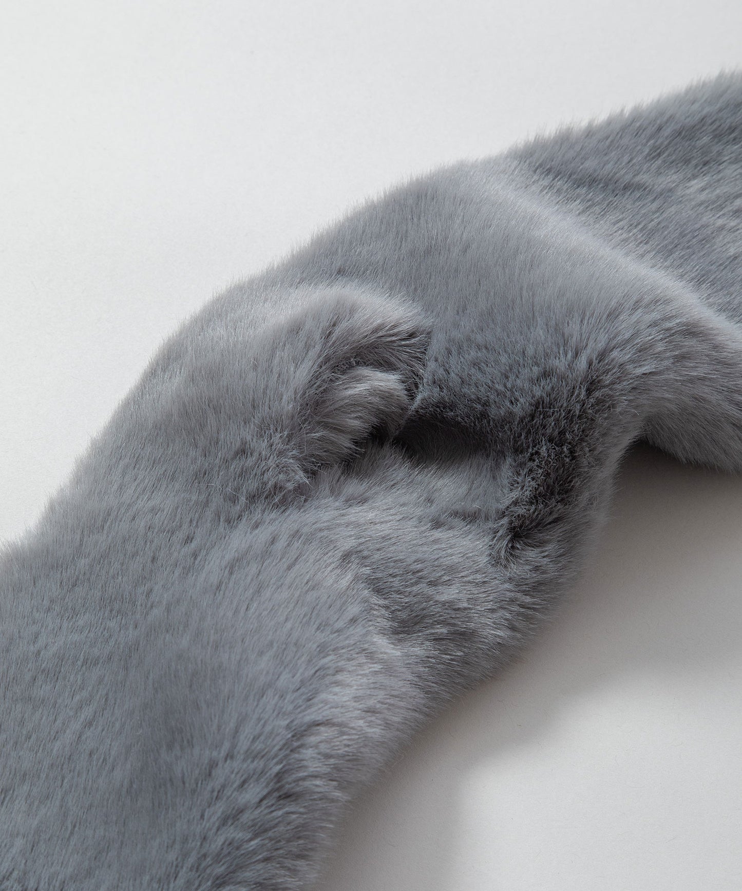 フェイクファーショートマフラー