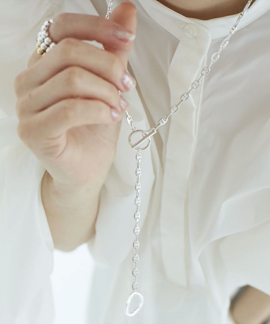 デザインチェーンネックレス