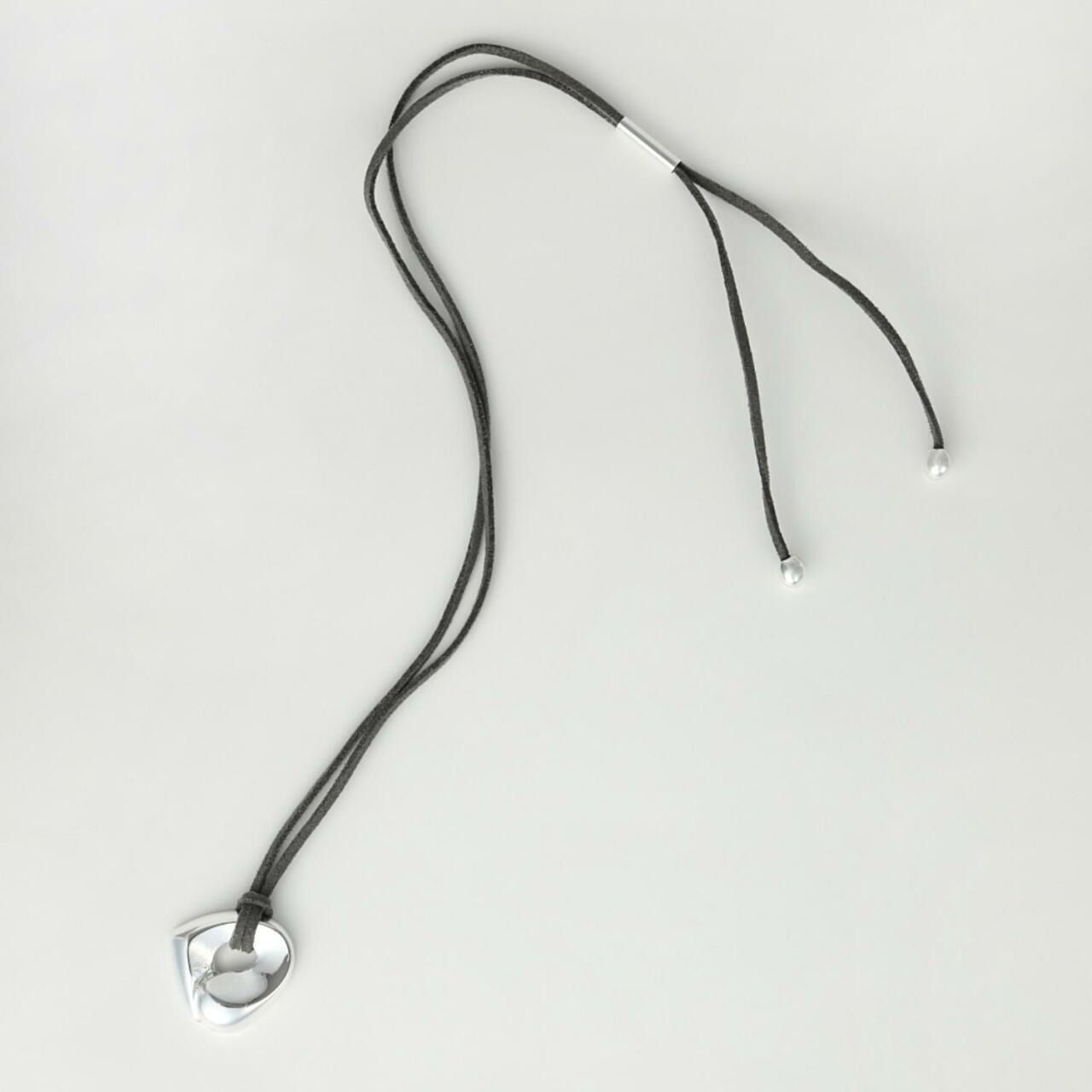 ファジートライアングル コードネックレス