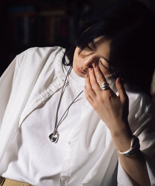 ファジートライアングル コードネックレス