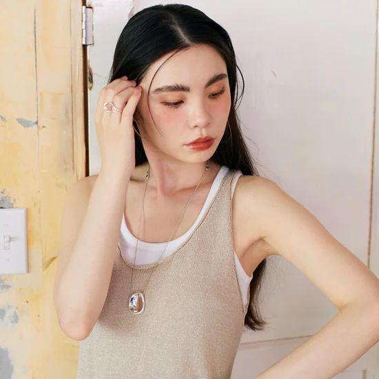 バンプモチーフネックレス