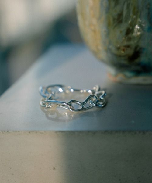 プレッツェルブレスレット