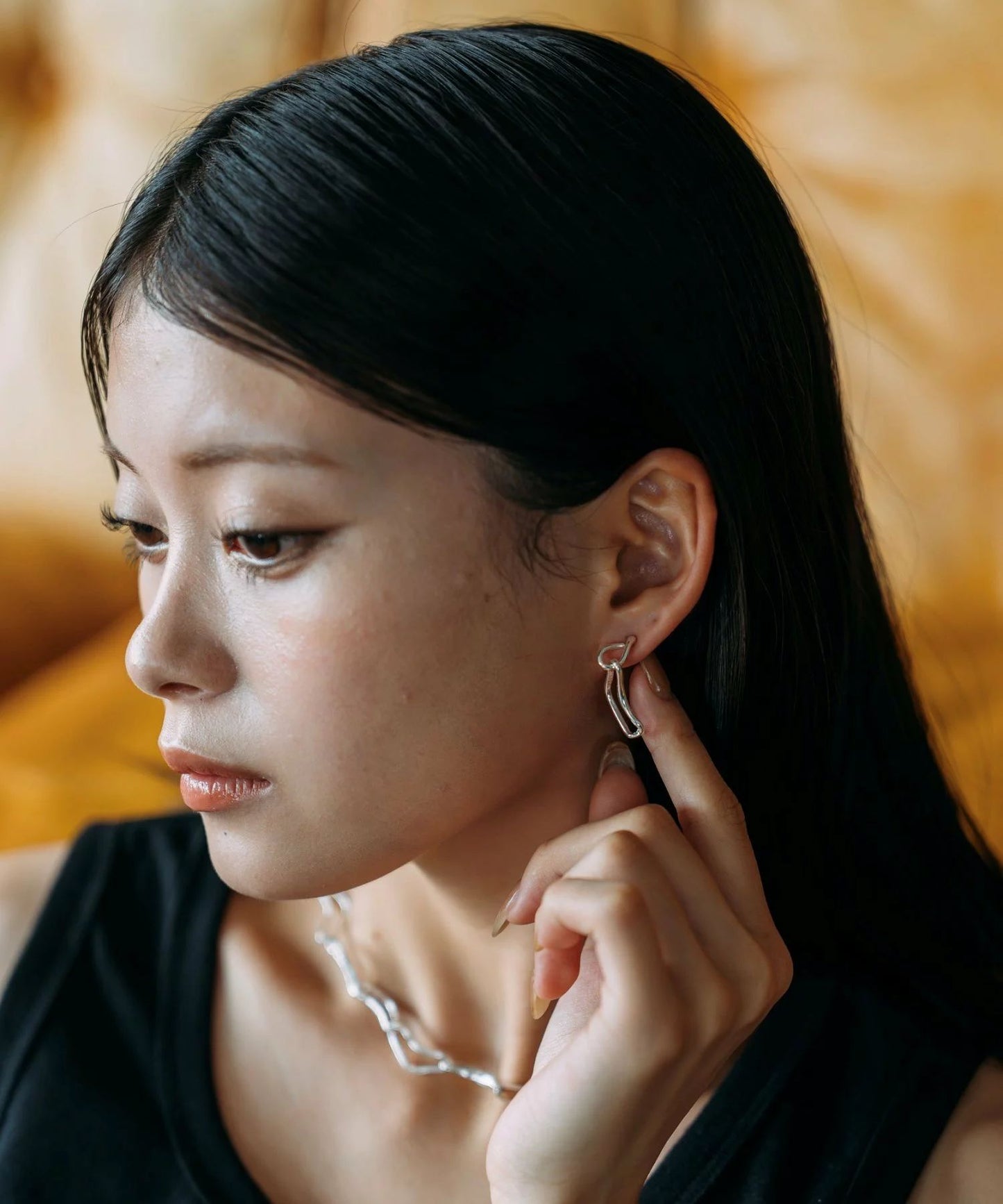 バナナモチーフピアス