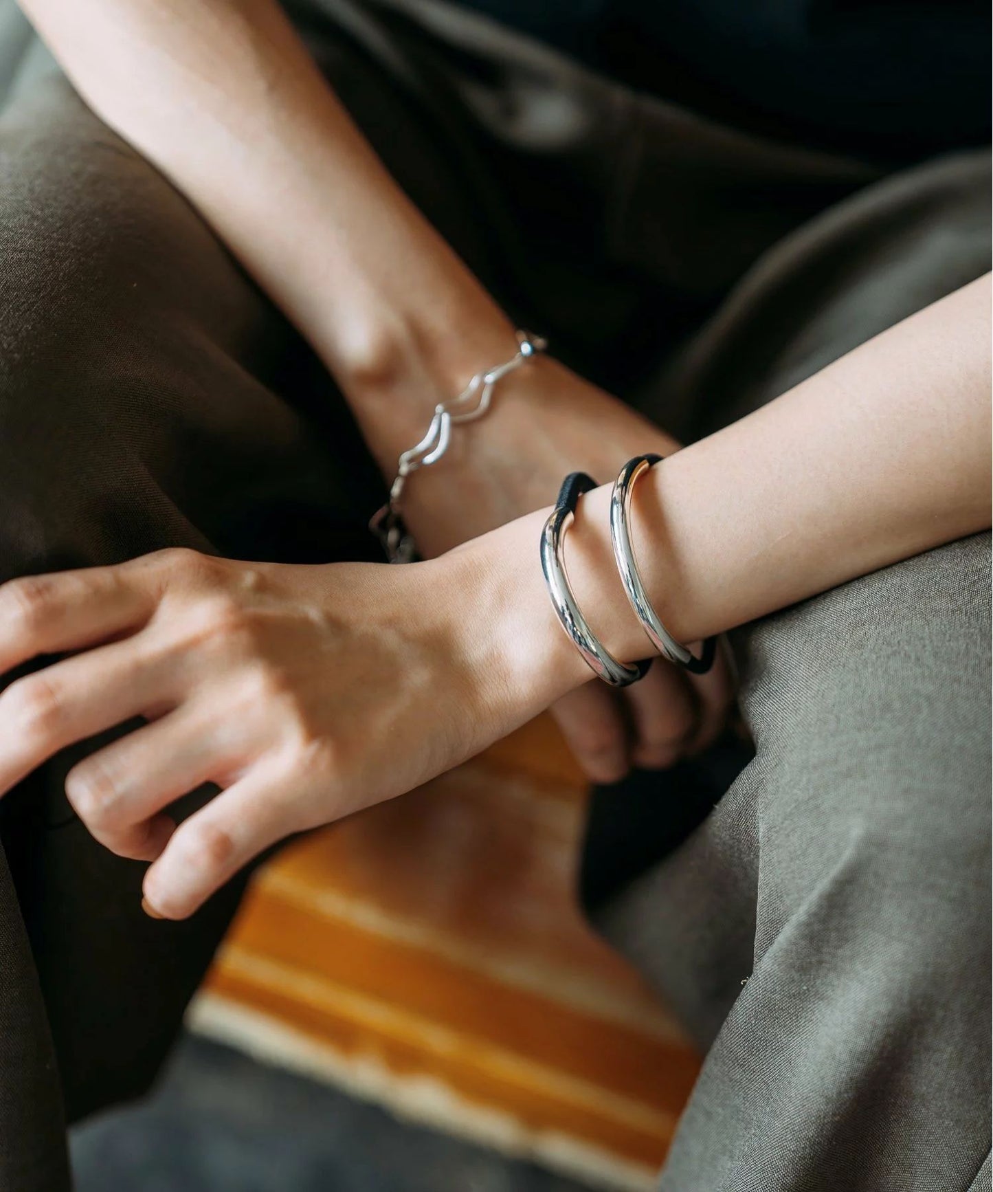 メタルチューブヘアゴム