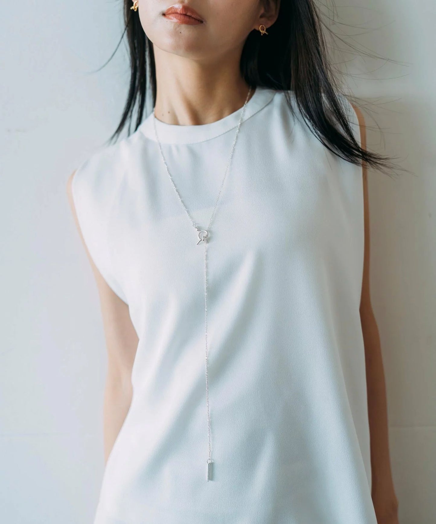 タイニーノットマルチネックレス