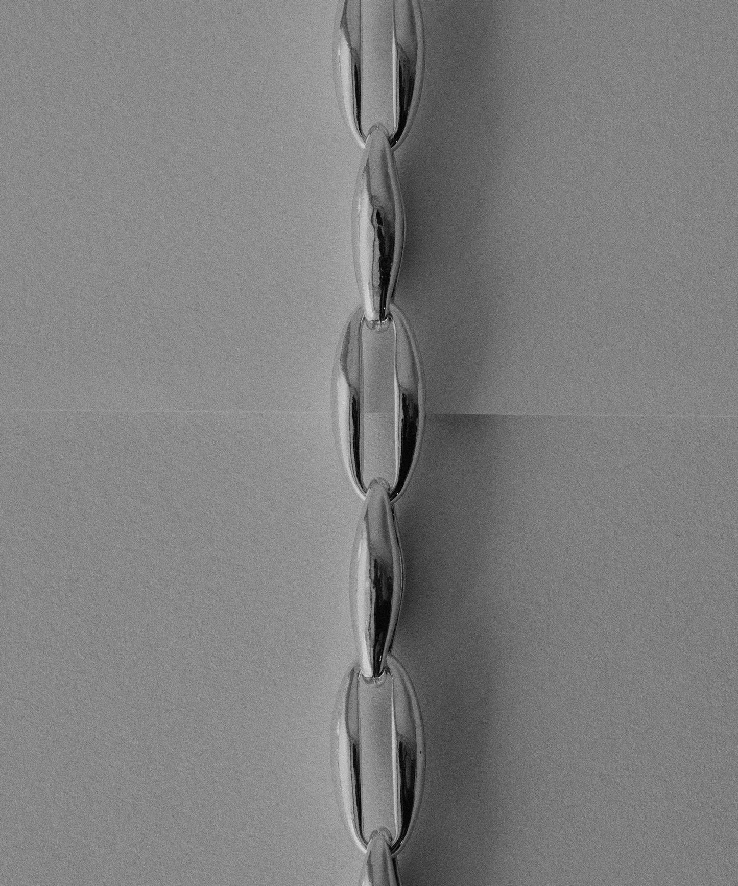 キャラクタリスティックチェーンネックレス