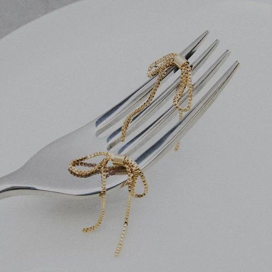 リボンリンクピアス