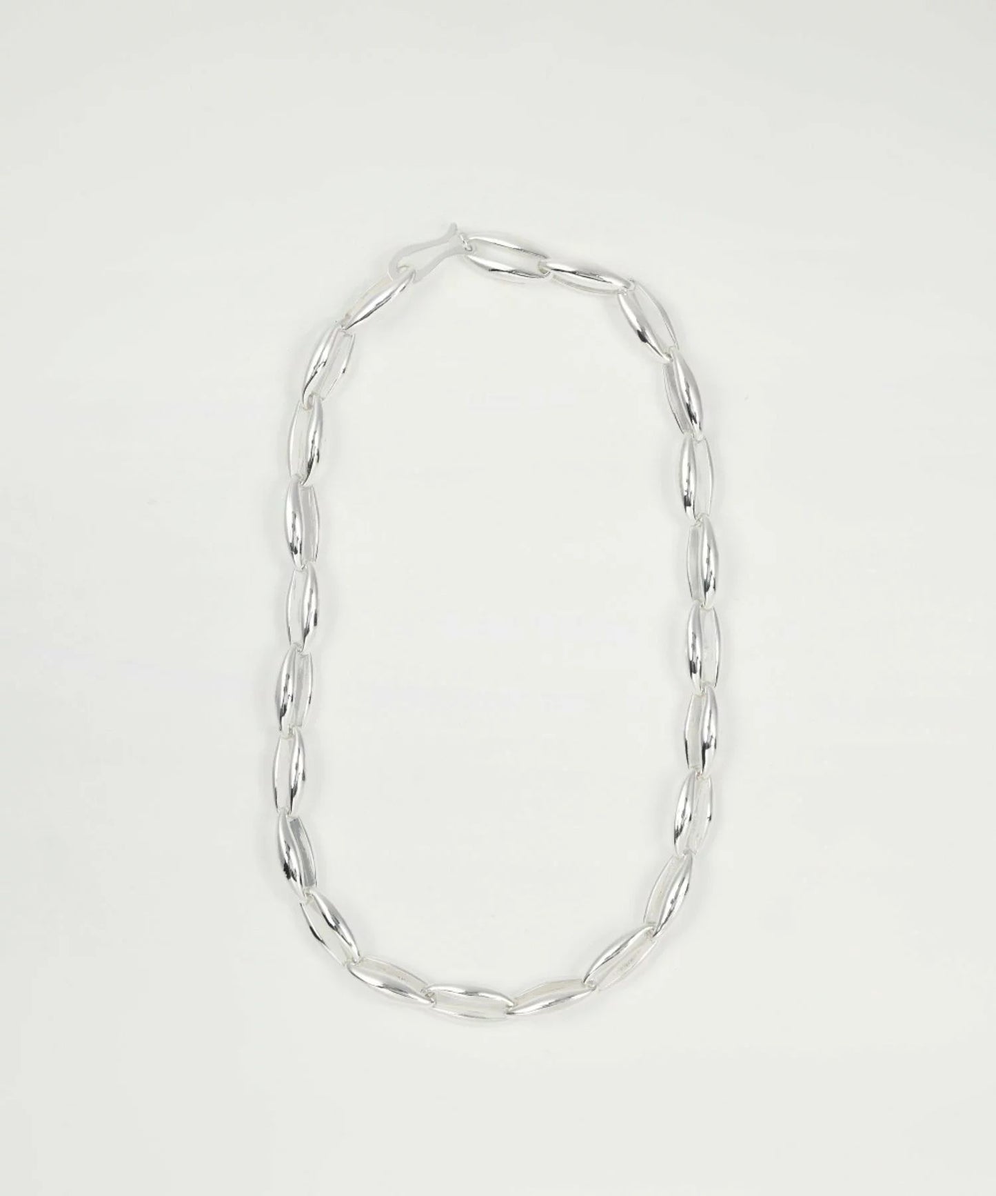 キャラクタリスティックチェーンネックレス