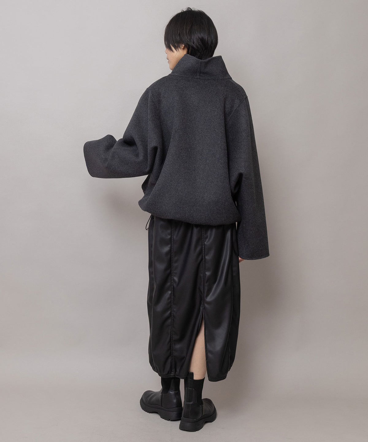 フェイクレザー イージーバレルスカート