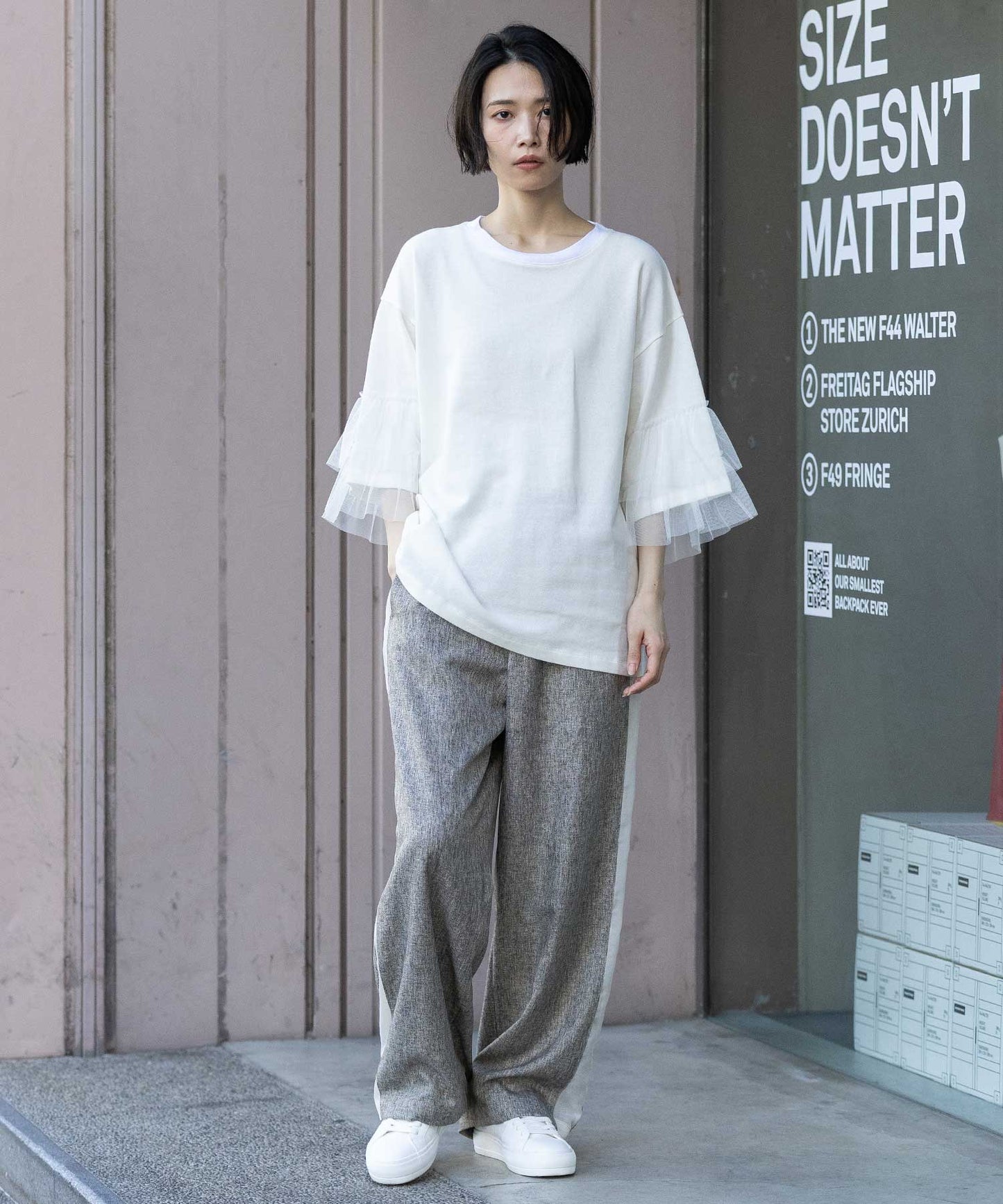 裏毛×チュールラッフルスリーブトップス