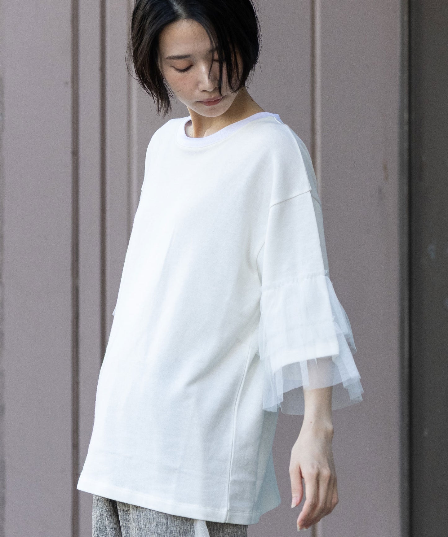 裏毛×チュールラッフルスリーブトップス