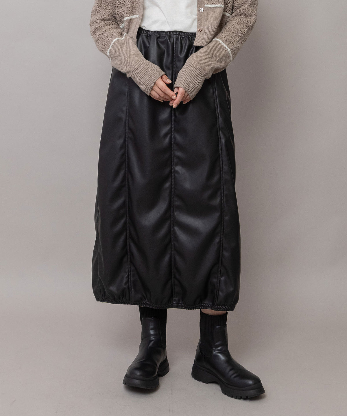 フェイクレザー イージーバレルスカート