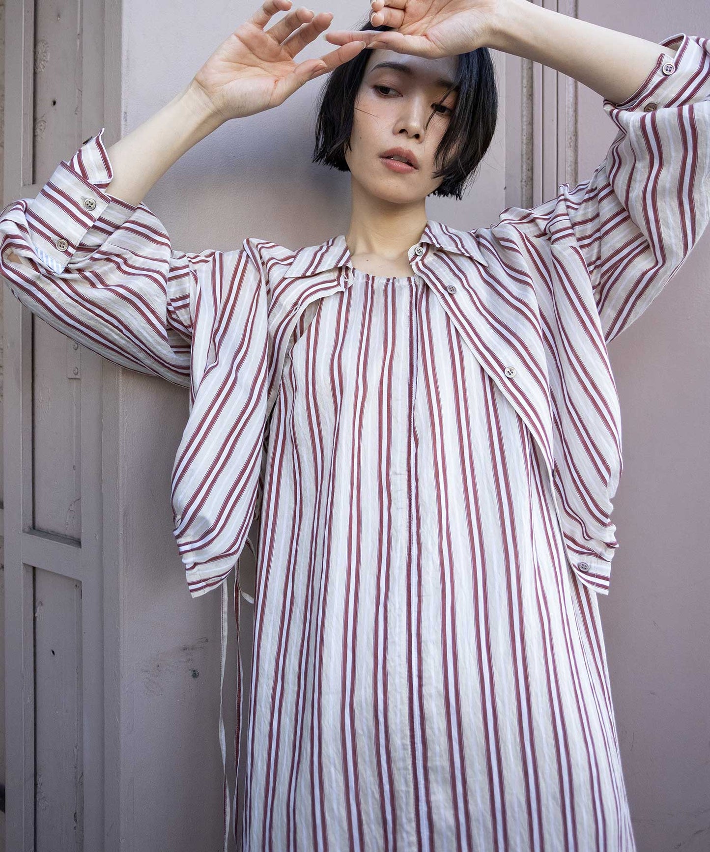 【Turkey】ストライプクロップドシャツ