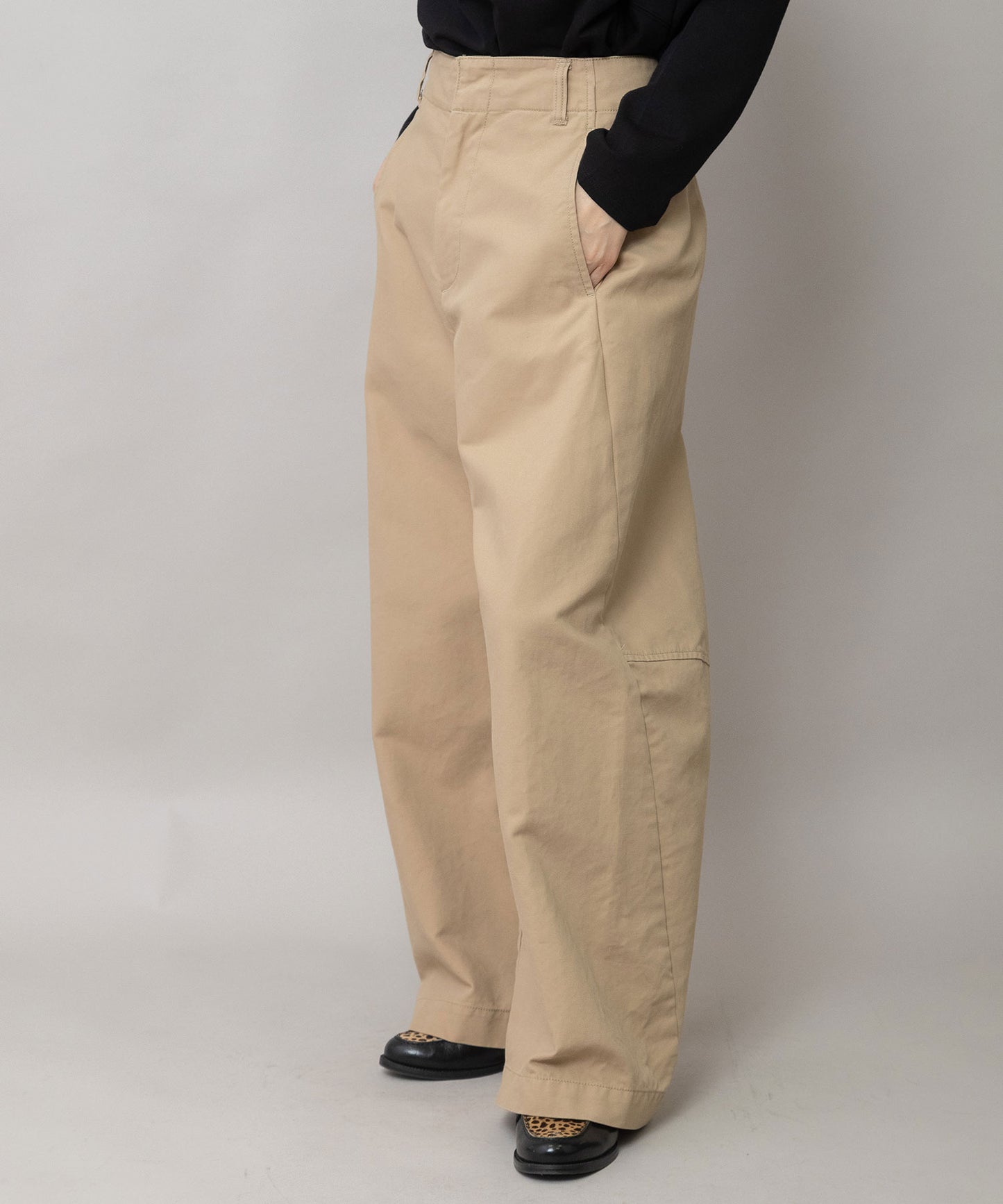 オーガニックコットン バレルチノパンツ