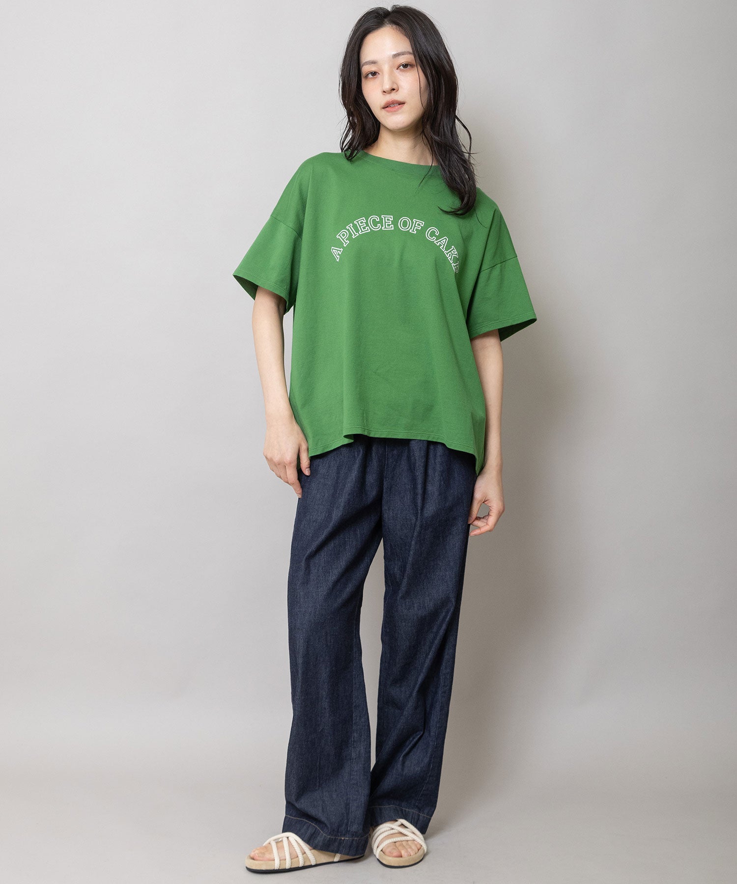 A PIECE OF CAKE”ロゴプリントTシャツ – Munich web shop