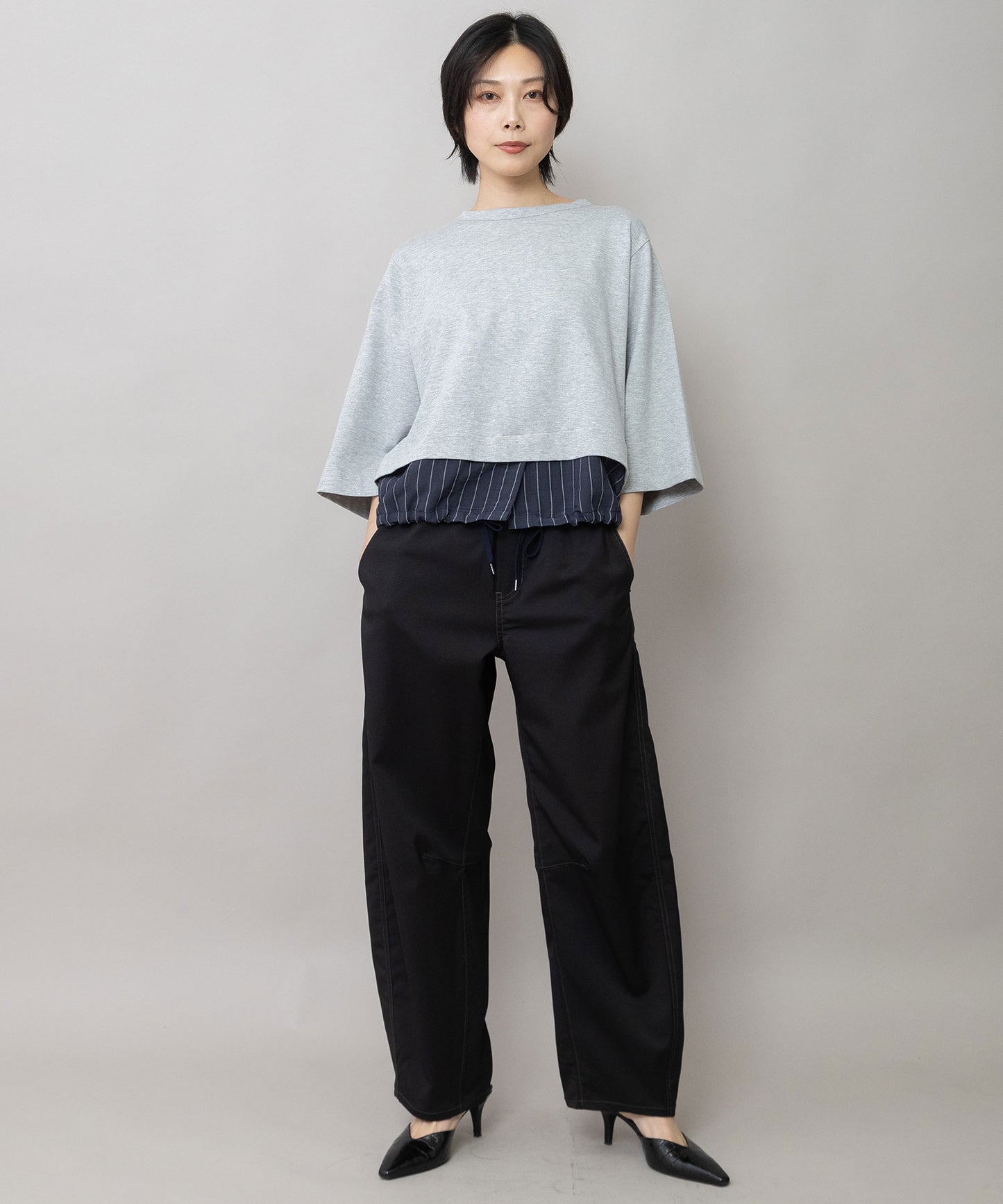 シック＆シンポリエステルツイル バレルパンツ