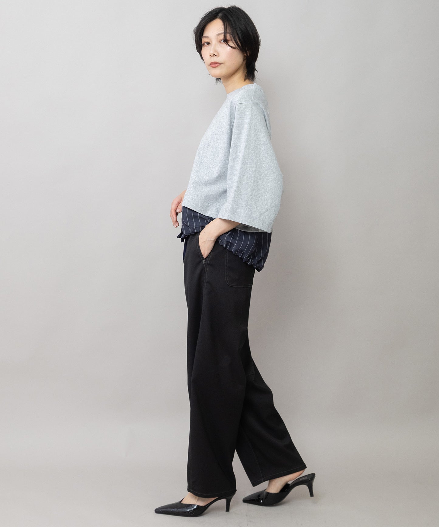 シック＆シンポリエステルツイル バレルパンツ