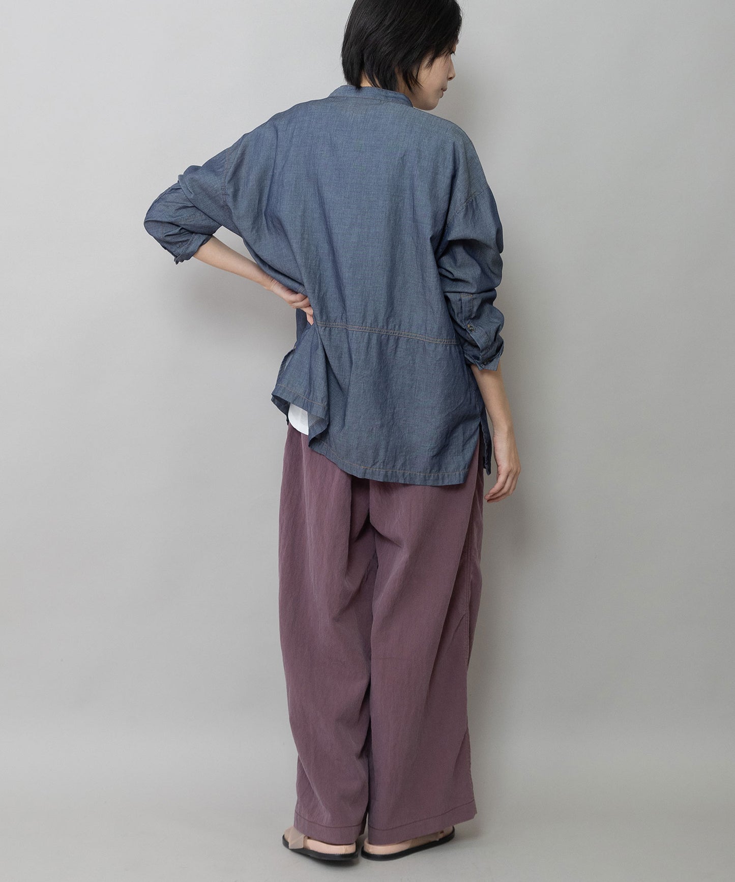 【速乾性】【通気性】2.25ozシアーデニムバンドカラーシャツ