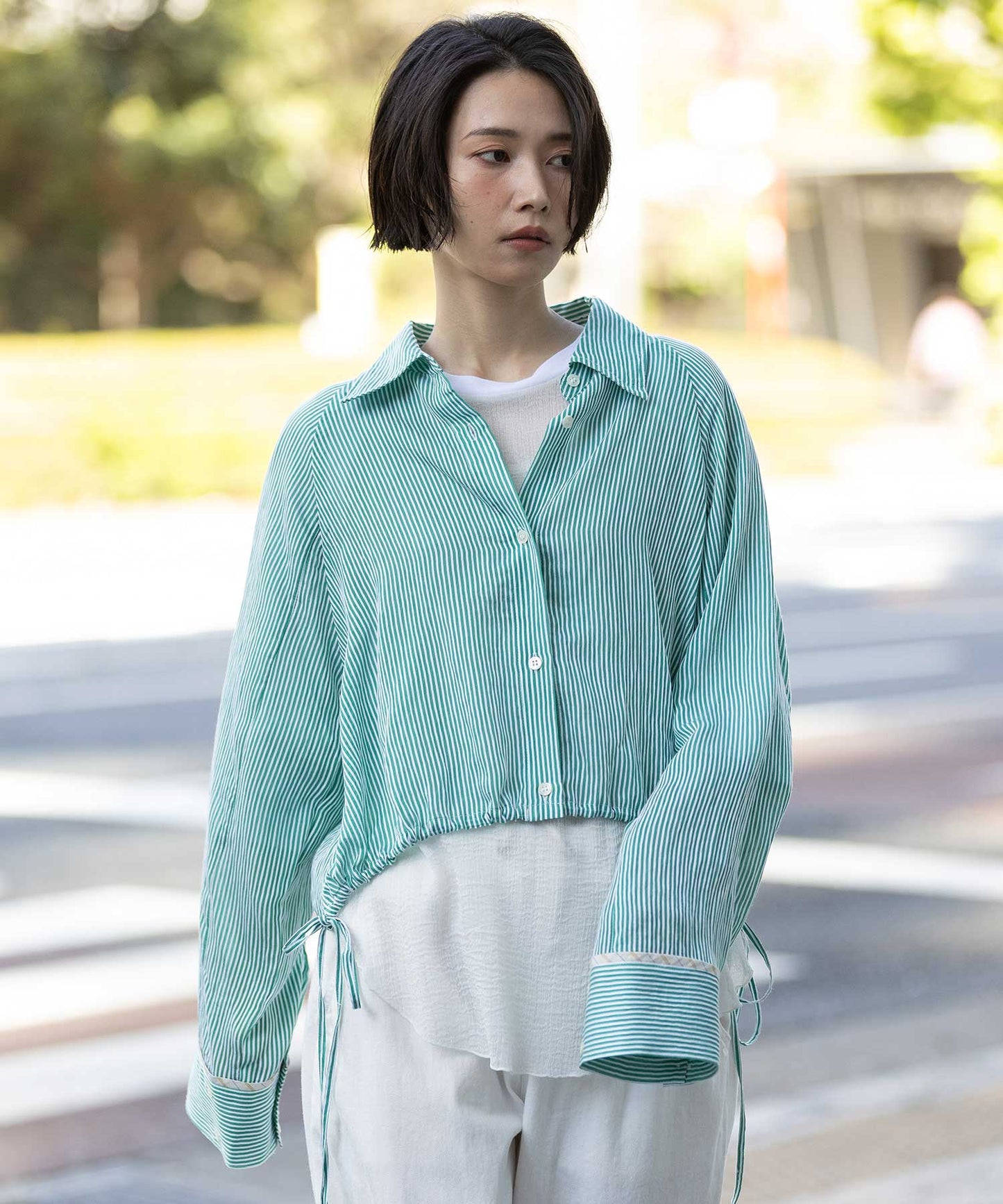 【Turkey】ストライプクロップドシャツ