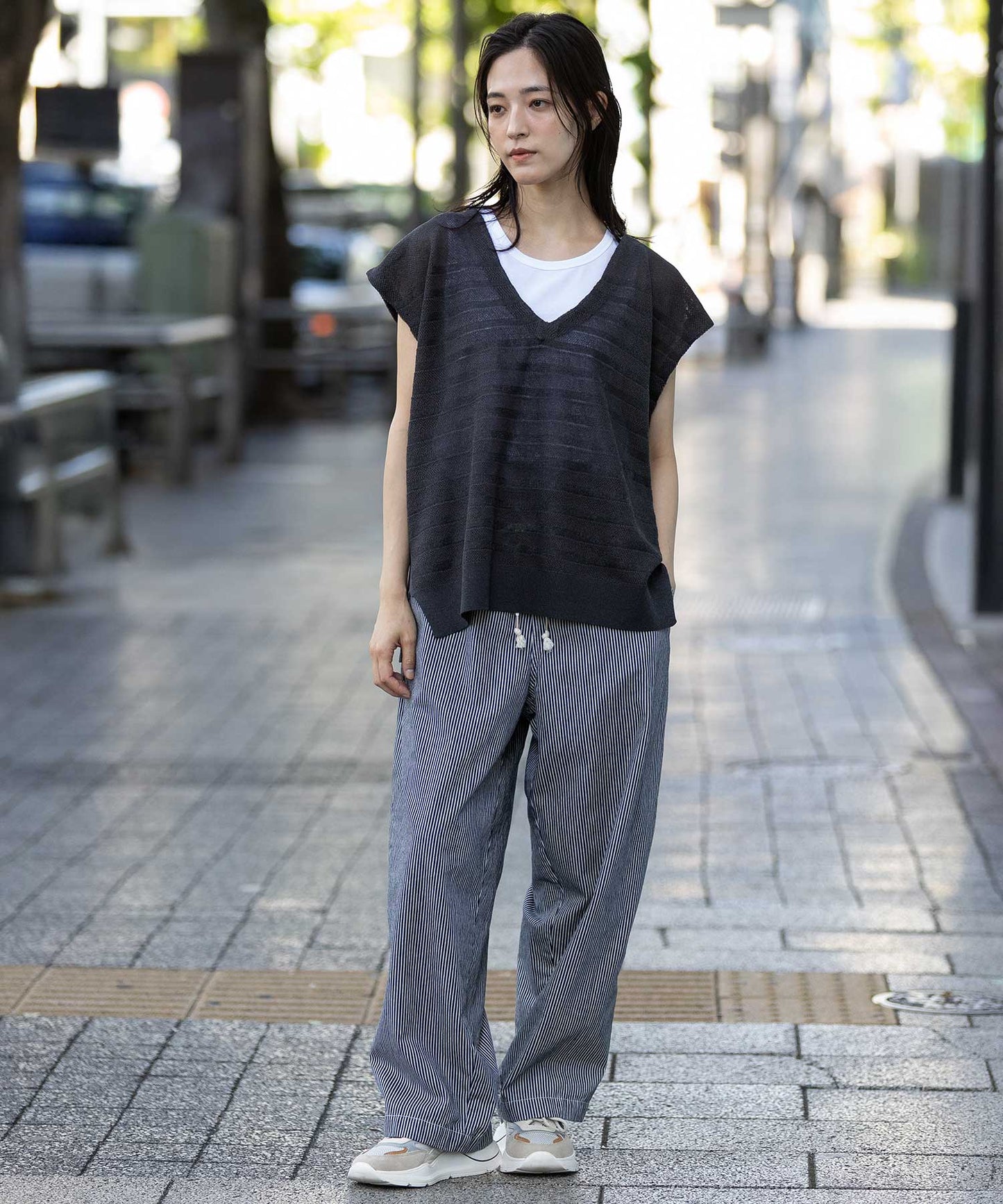 メッシュジャガードボーダーニットVネックスリーブレストップス