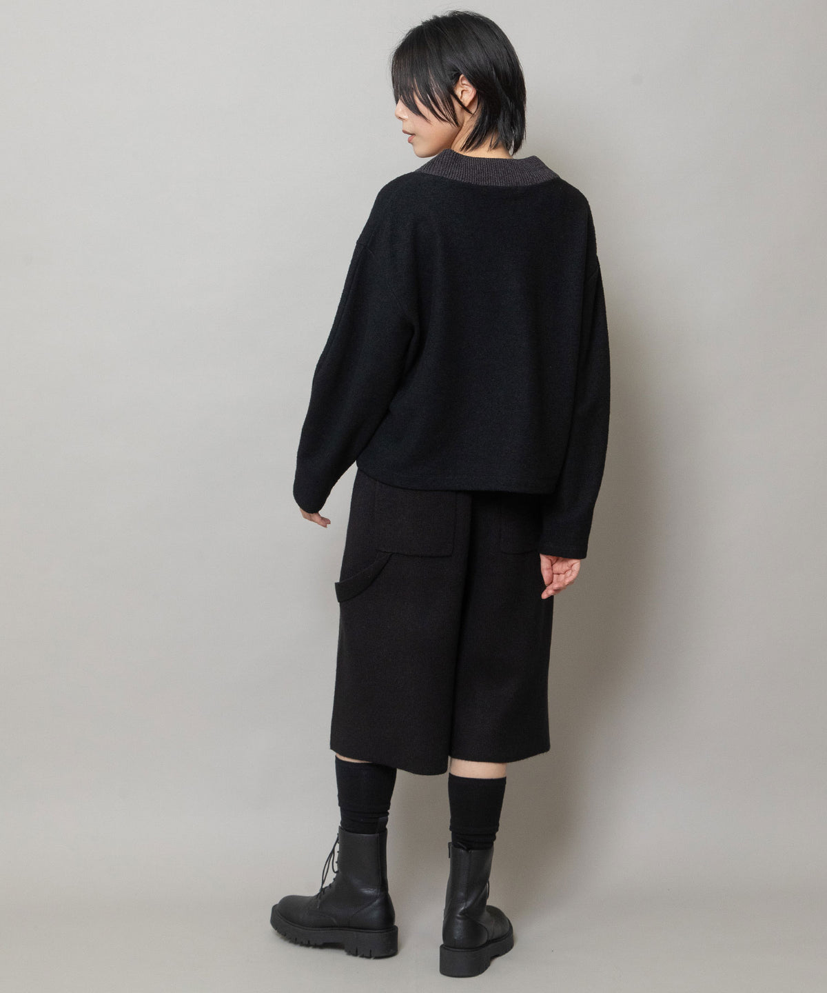 ウールブークレーアムンゼン×ニット Vネックプルオーバー