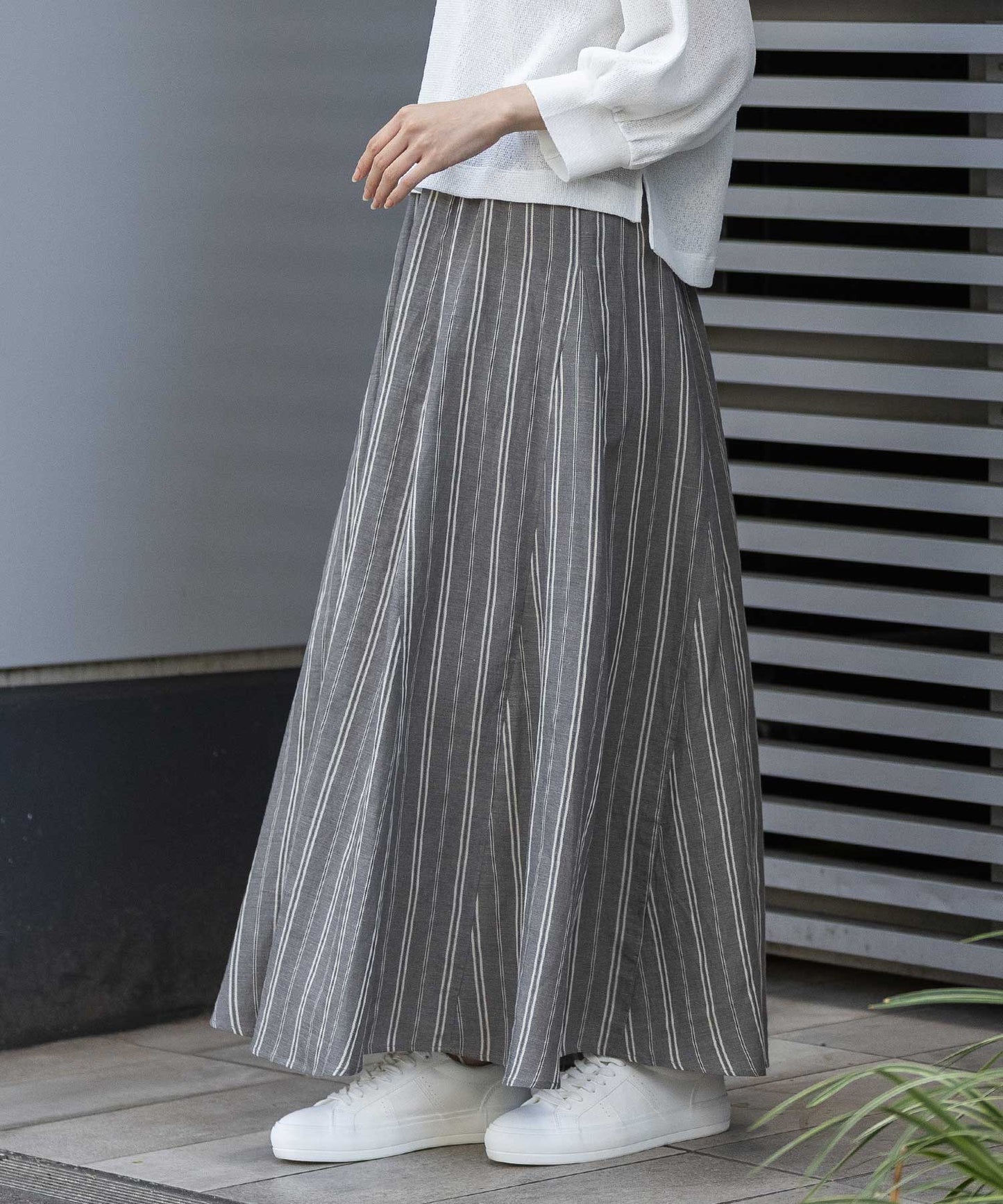 リネンビスコースマルチストライプフレアスカート