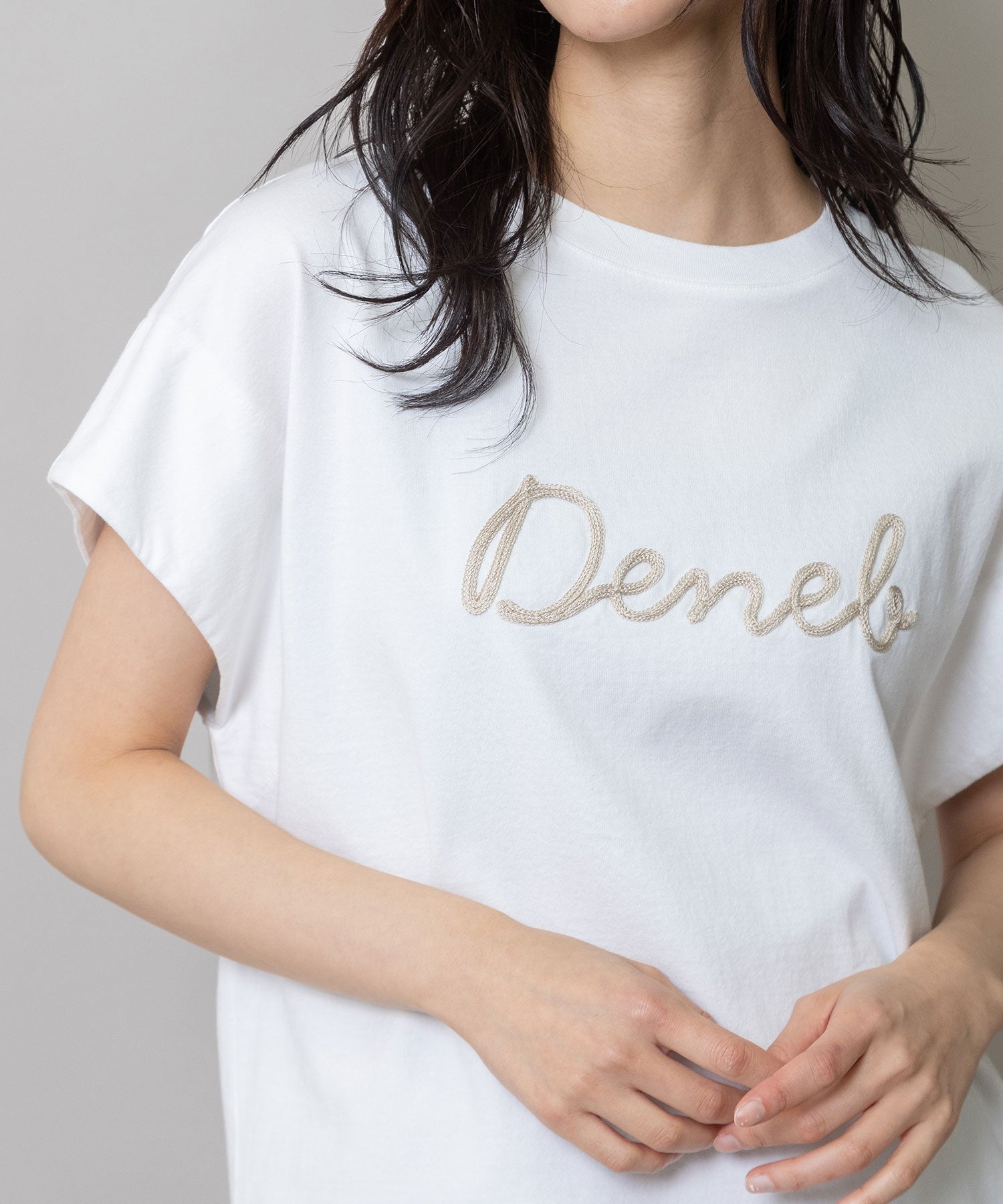 ロゴ刺繍Tシャツ – Munich web shop