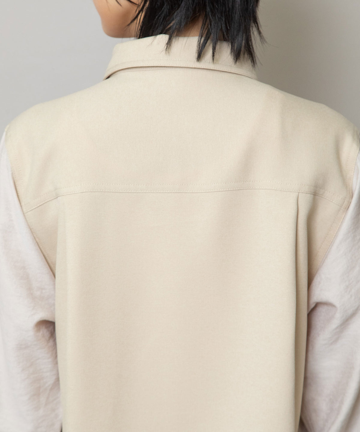 ポリエステルツイル×ウールミックスタイプライター レイヤードシャツ