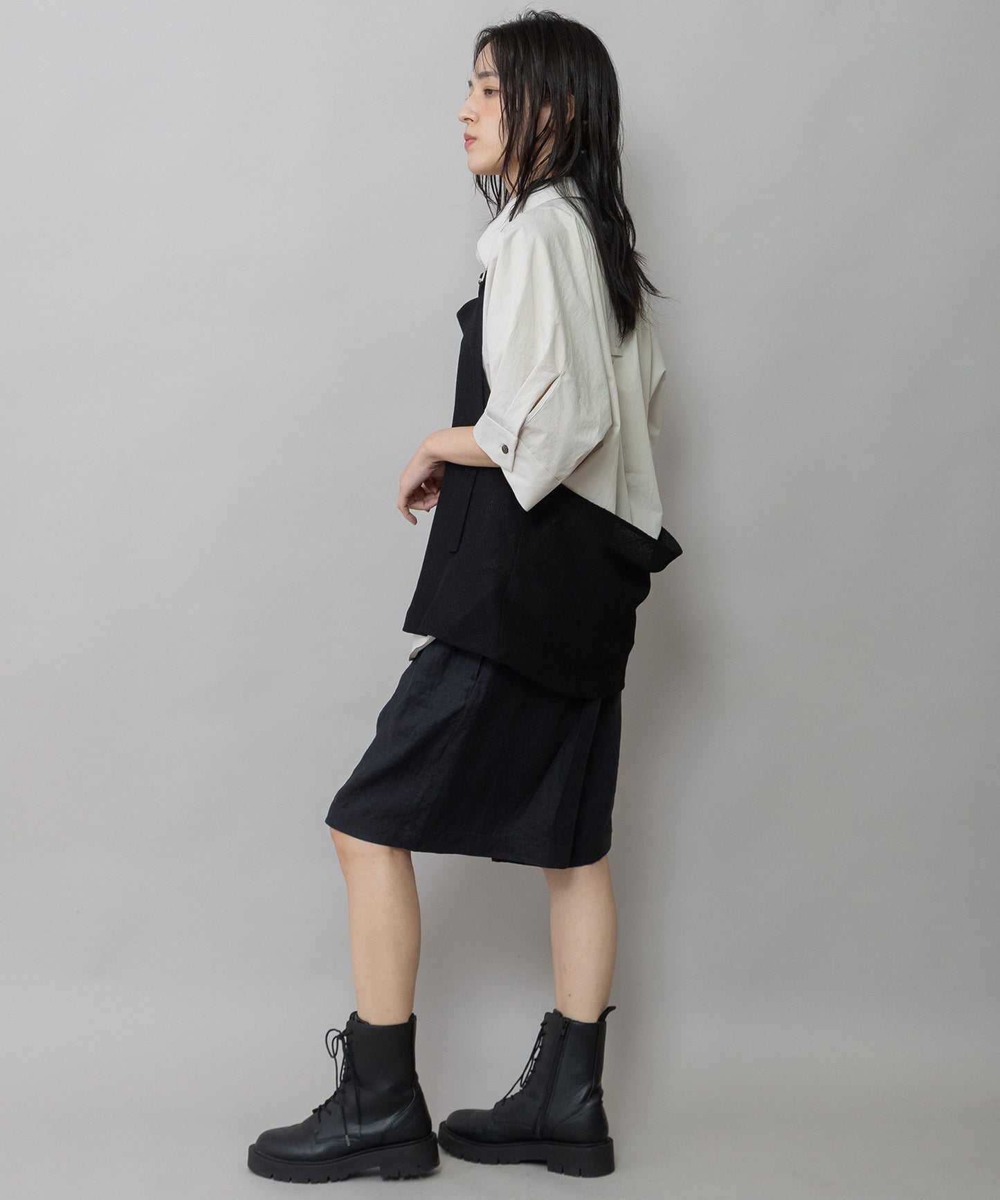 【吸水・速乾性】ポリエステルレーヨンカラミ織りジレ