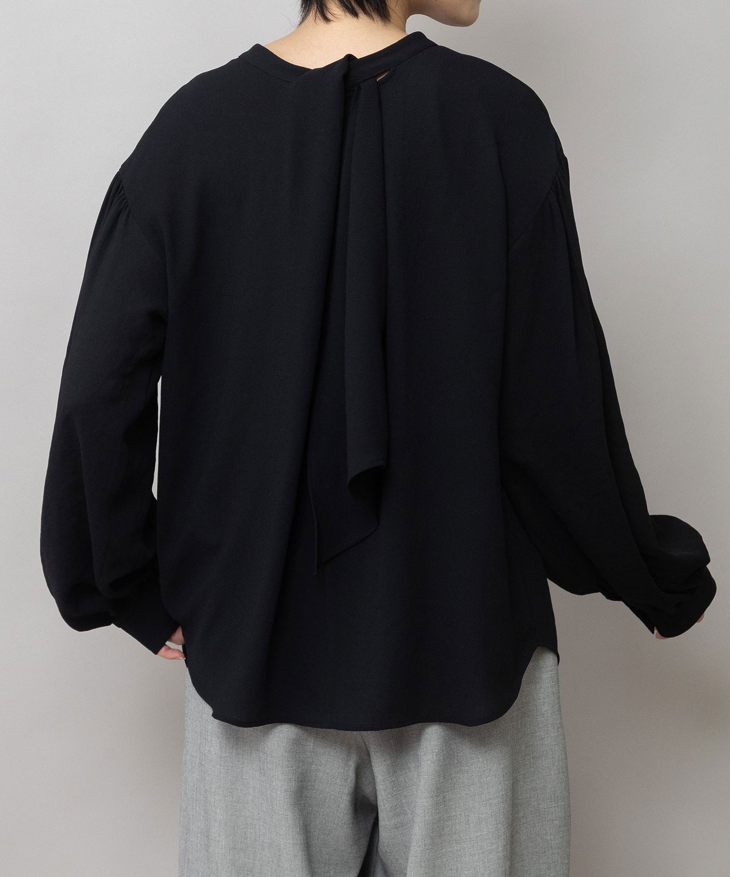 【吸水速乾】【防シワ性】シルキーピーチスキン 2wayブラウス