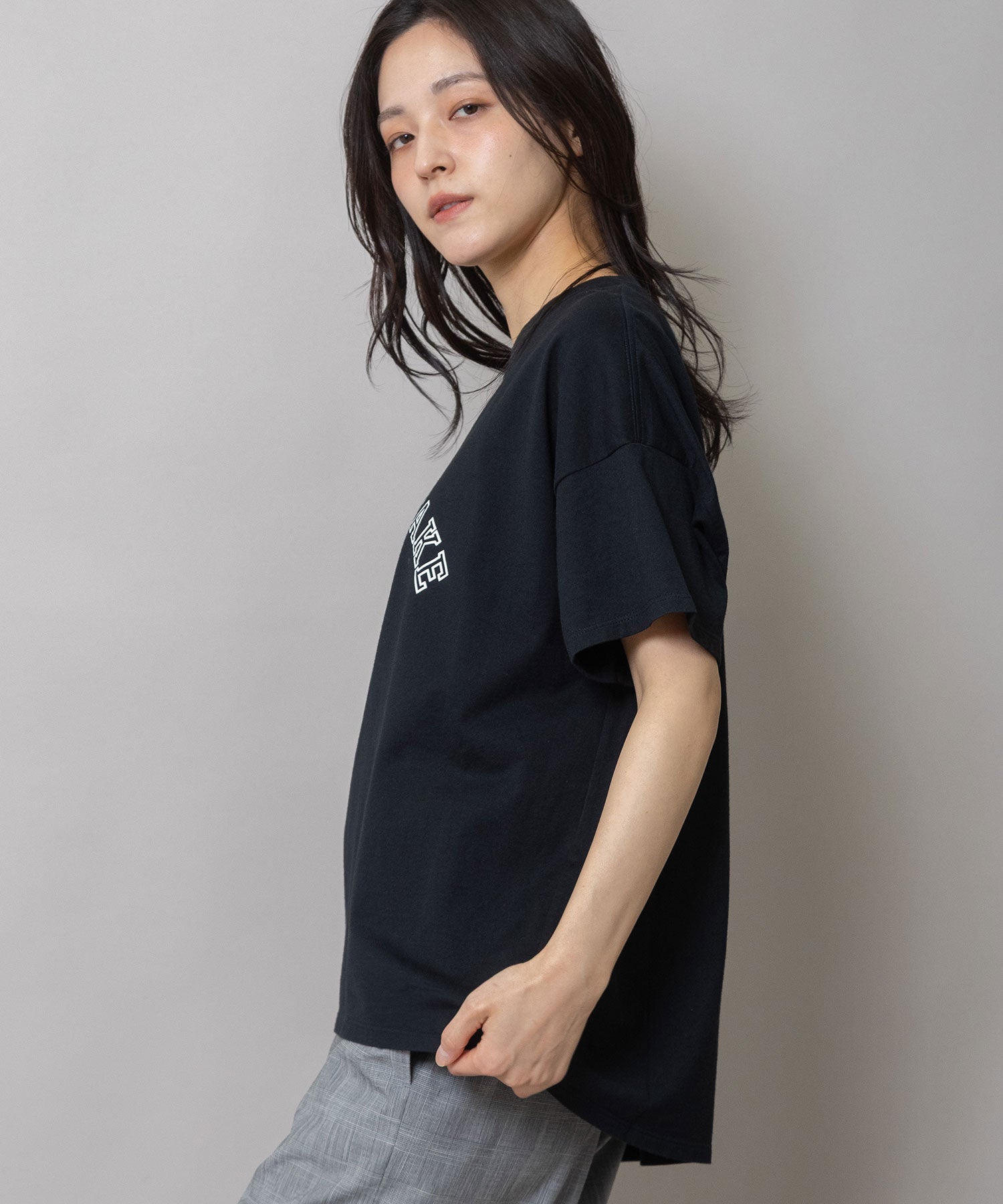 A PIECE OF CAKE”ロゴプリントTシャツ – Munich web shop