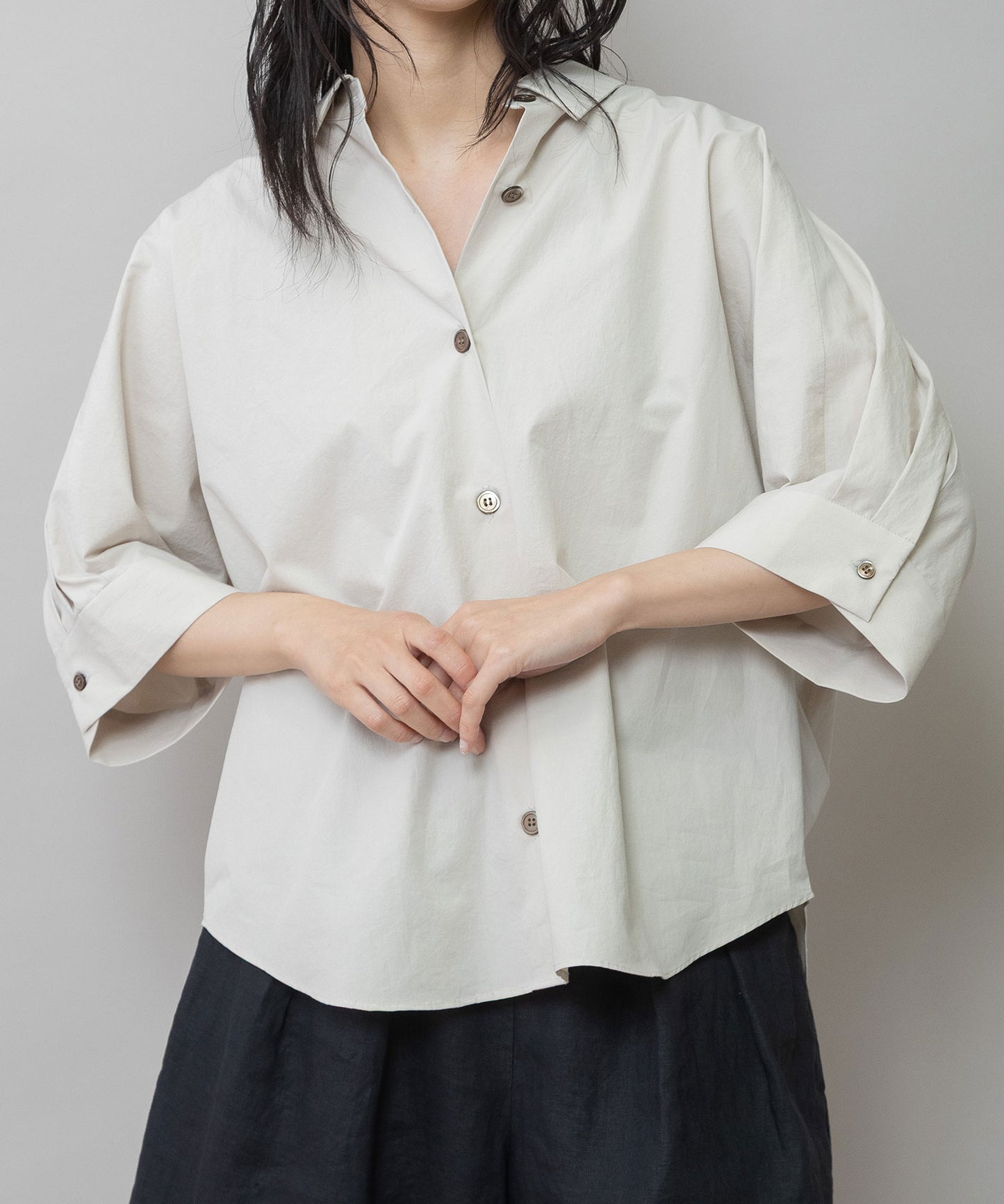 オーガニックコットンタイプライターハーフスリーブシャツ