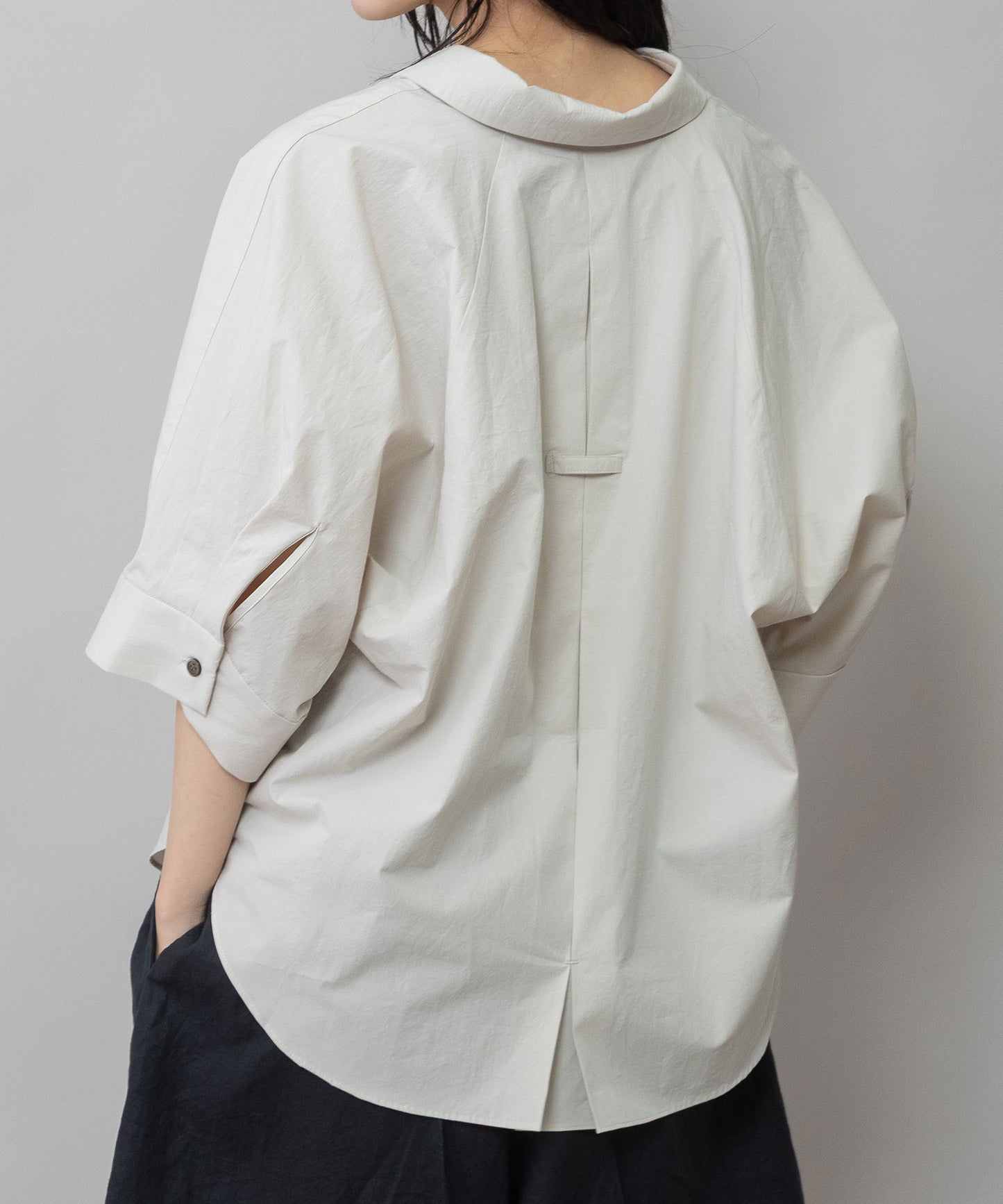 オーガニックコットンタイプライターハーフスリーブシャツ