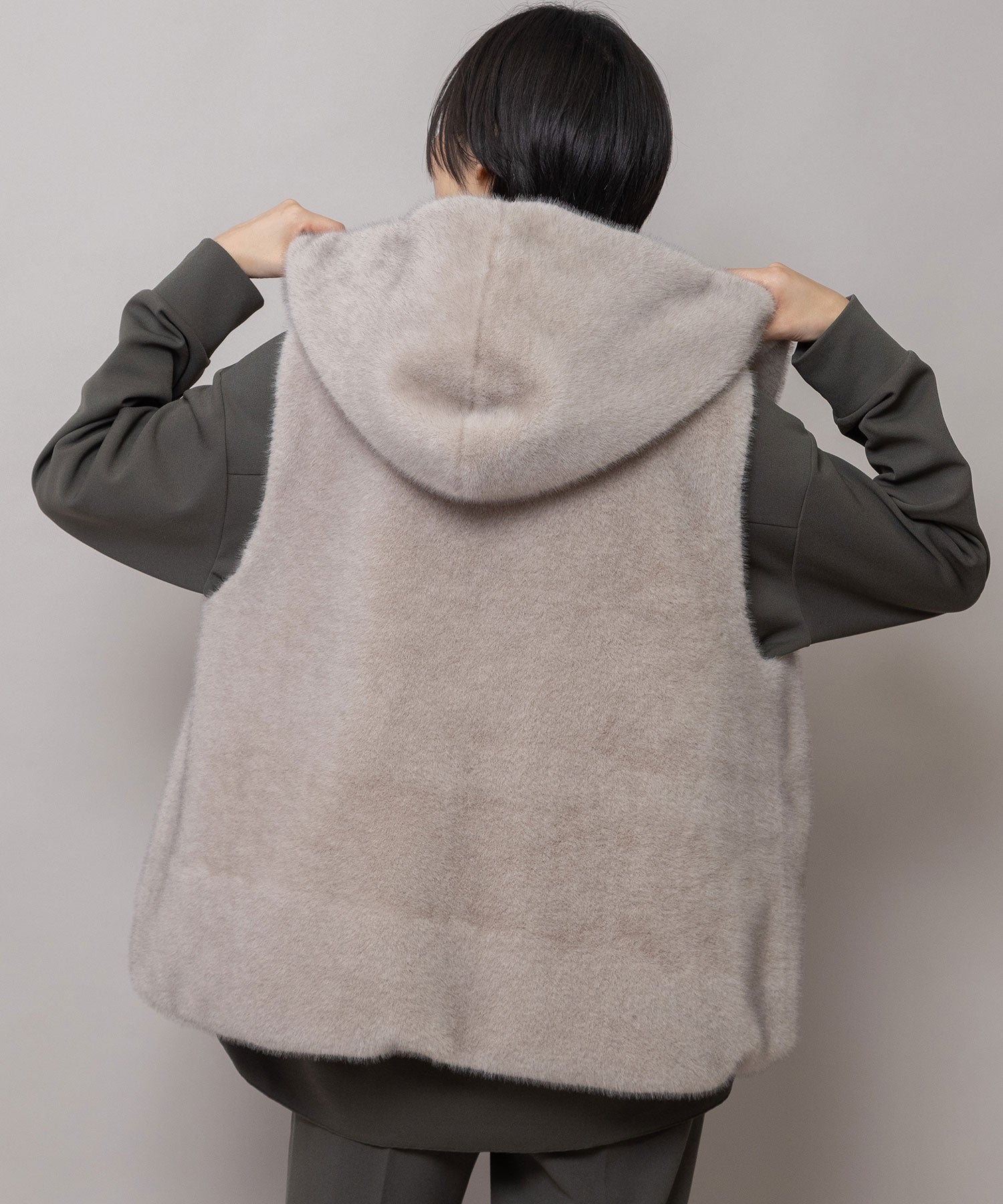 フェイクミンク×ナイロンツイル リバーシブルベスト – Munich web shop