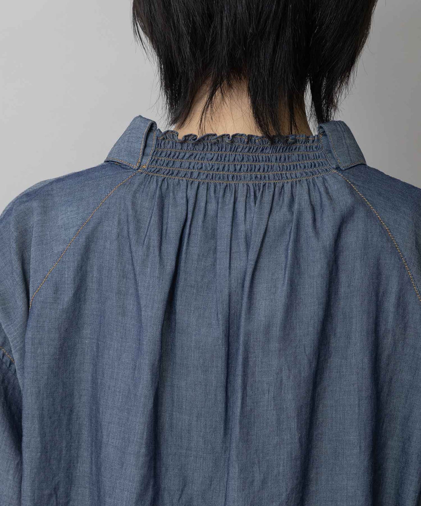 【速乾性】【通気性】2.25ozシアーデニムバックシャーリングカラーシャツ