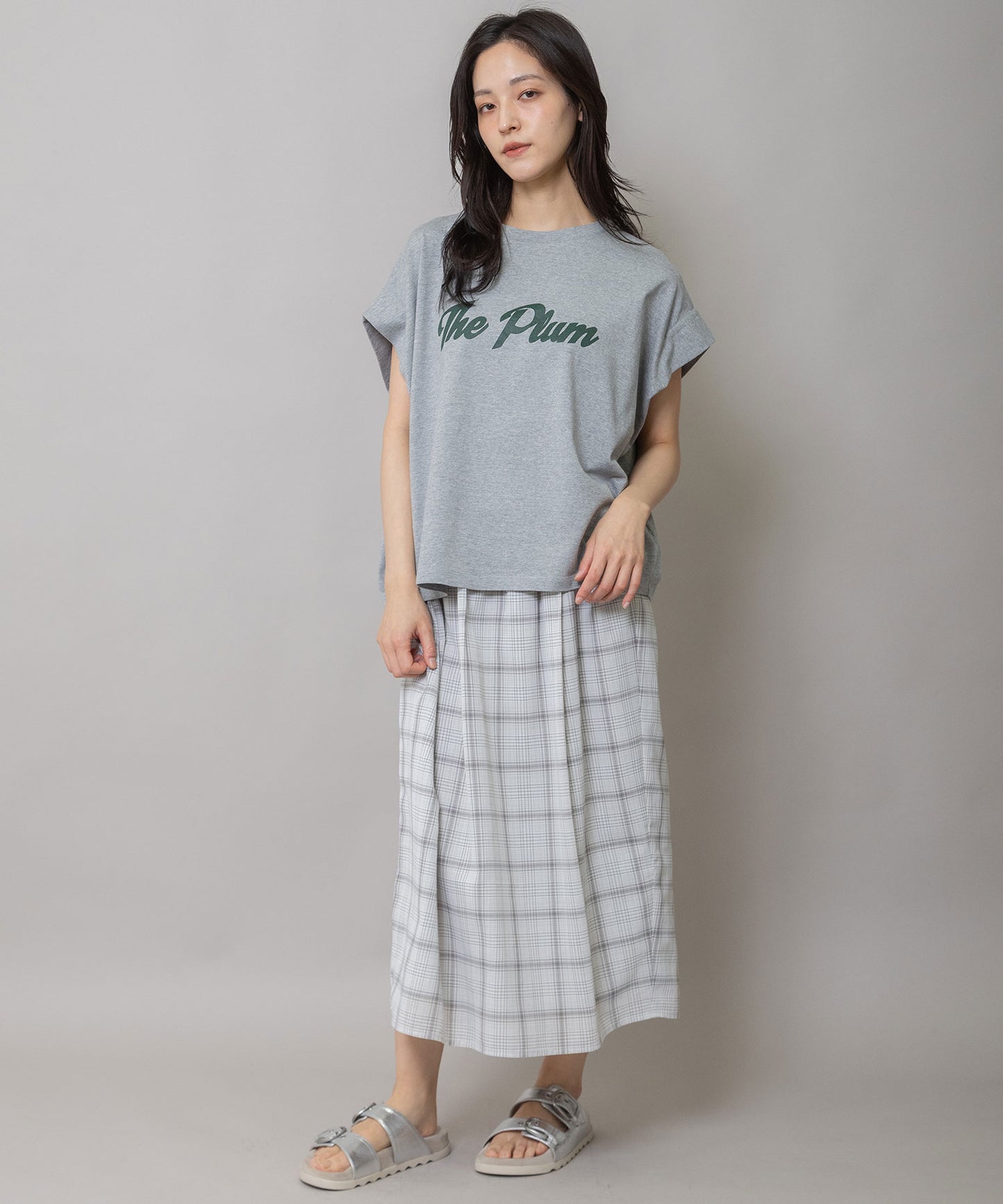 【 NEW COLOR 】"The Plum"ロゴプリントタックスリーブTシャツ
