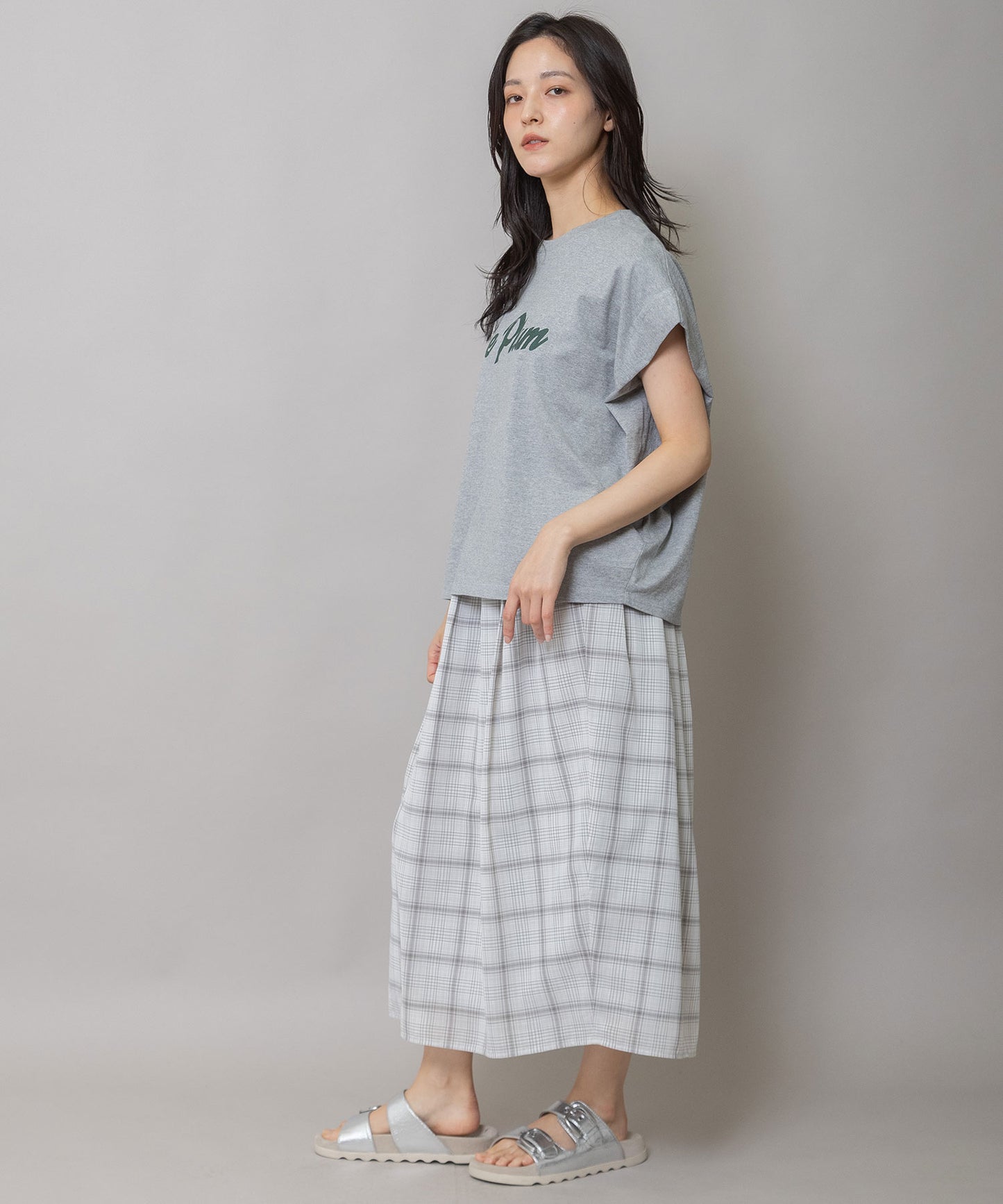 【 NEW COLOR 】"The Plum"ロゴプリントタックスリーブTシャツ