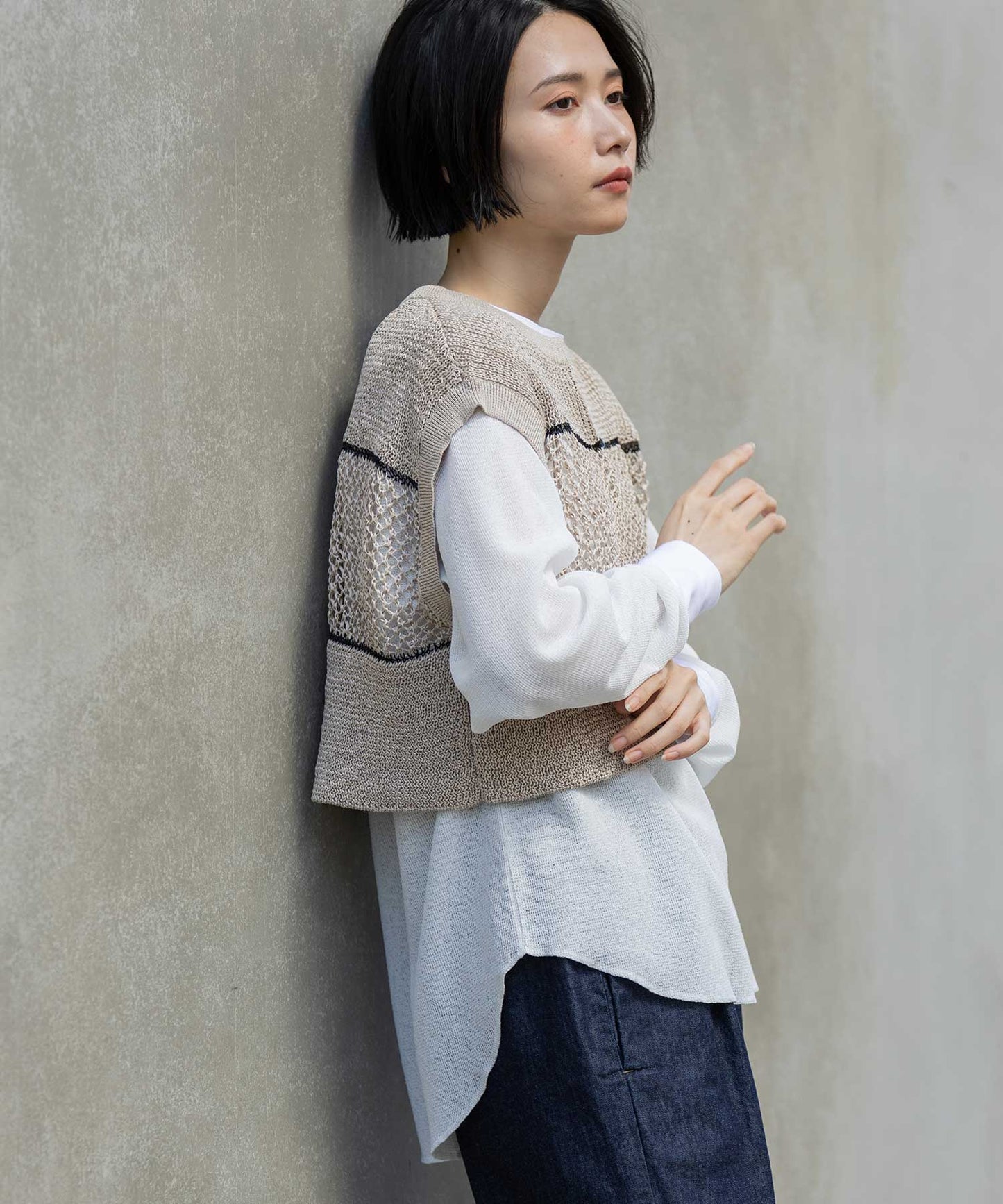 リブ編み×スカシ編みニットジレ