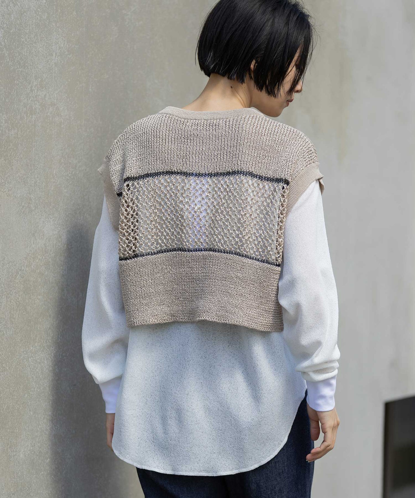 リブ編み×スカシ編みニットジレ