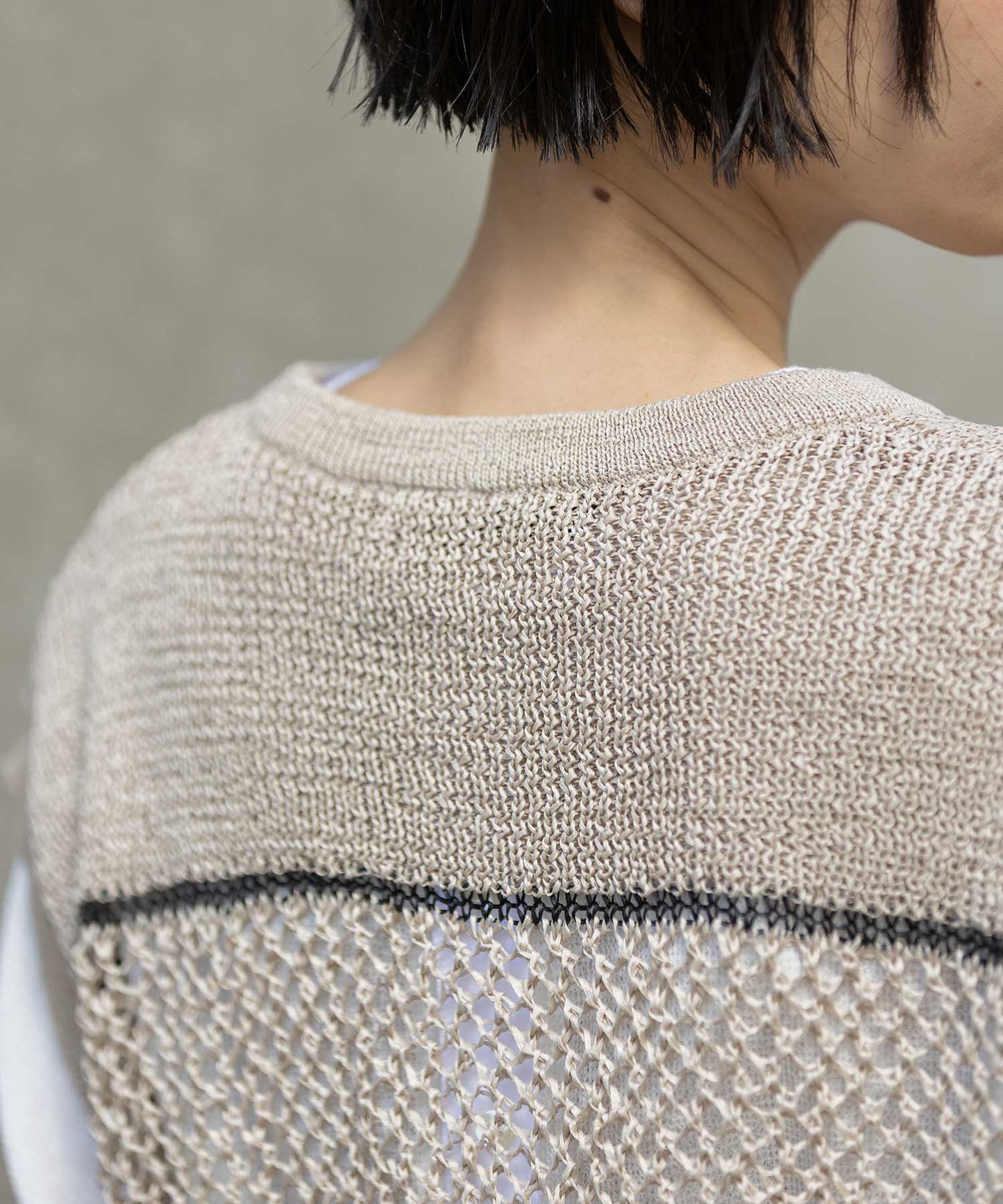 リブ編み×スカシ編みニットジレ