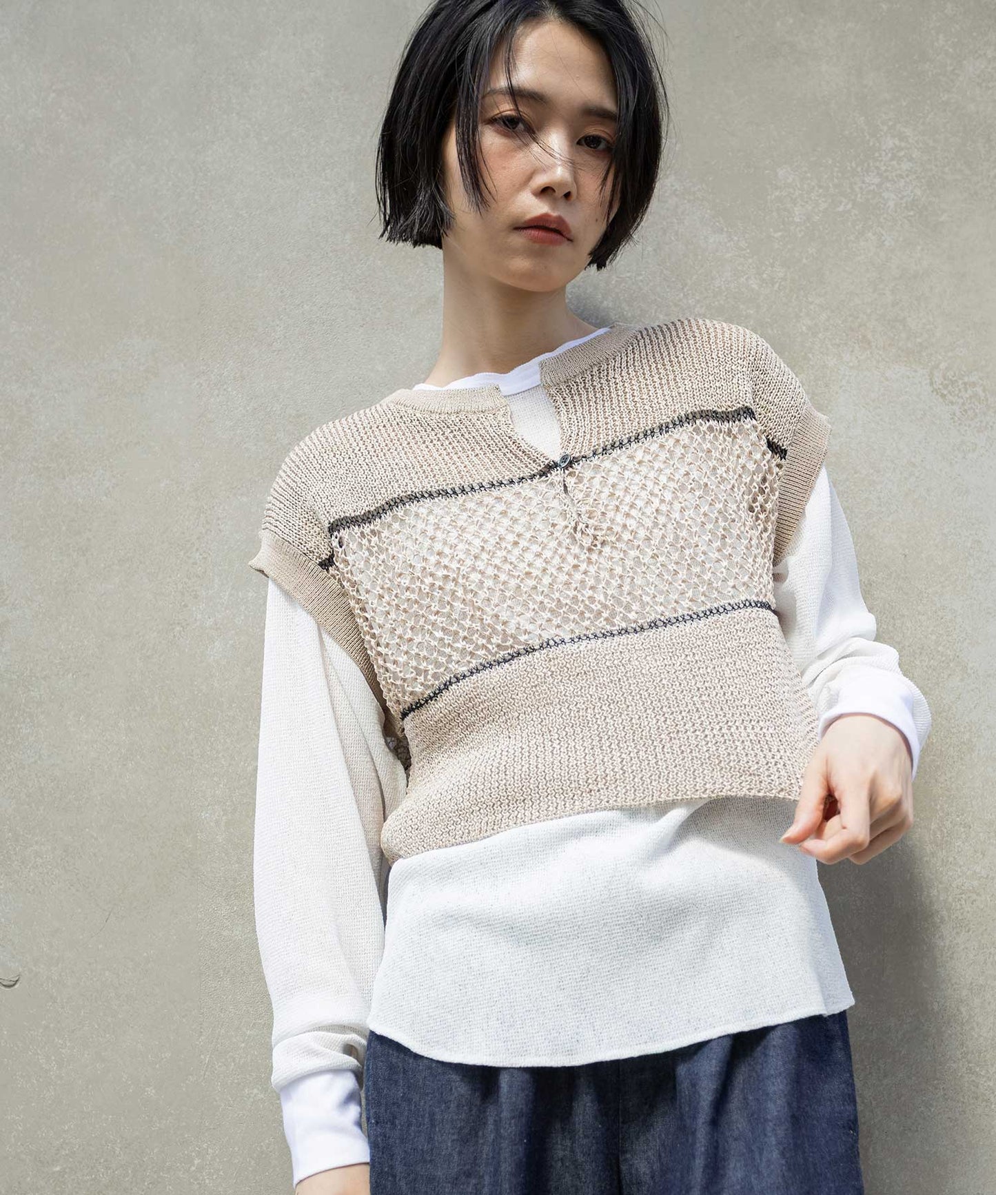 リブ編み×スカシ編みニットジレ