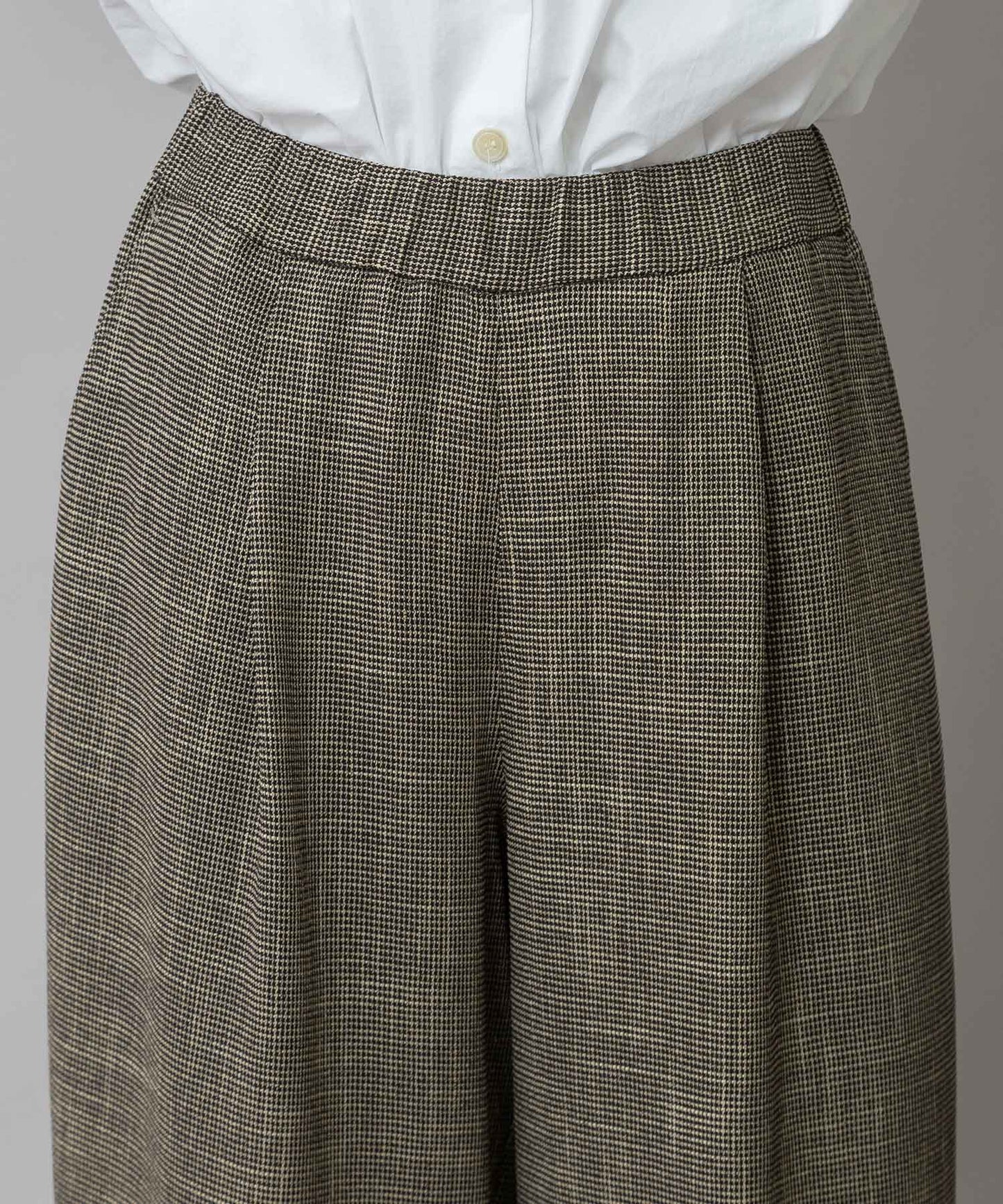 【吸水・速乾性】ポリエステルレーヨンカラミ織りワイドパンツ